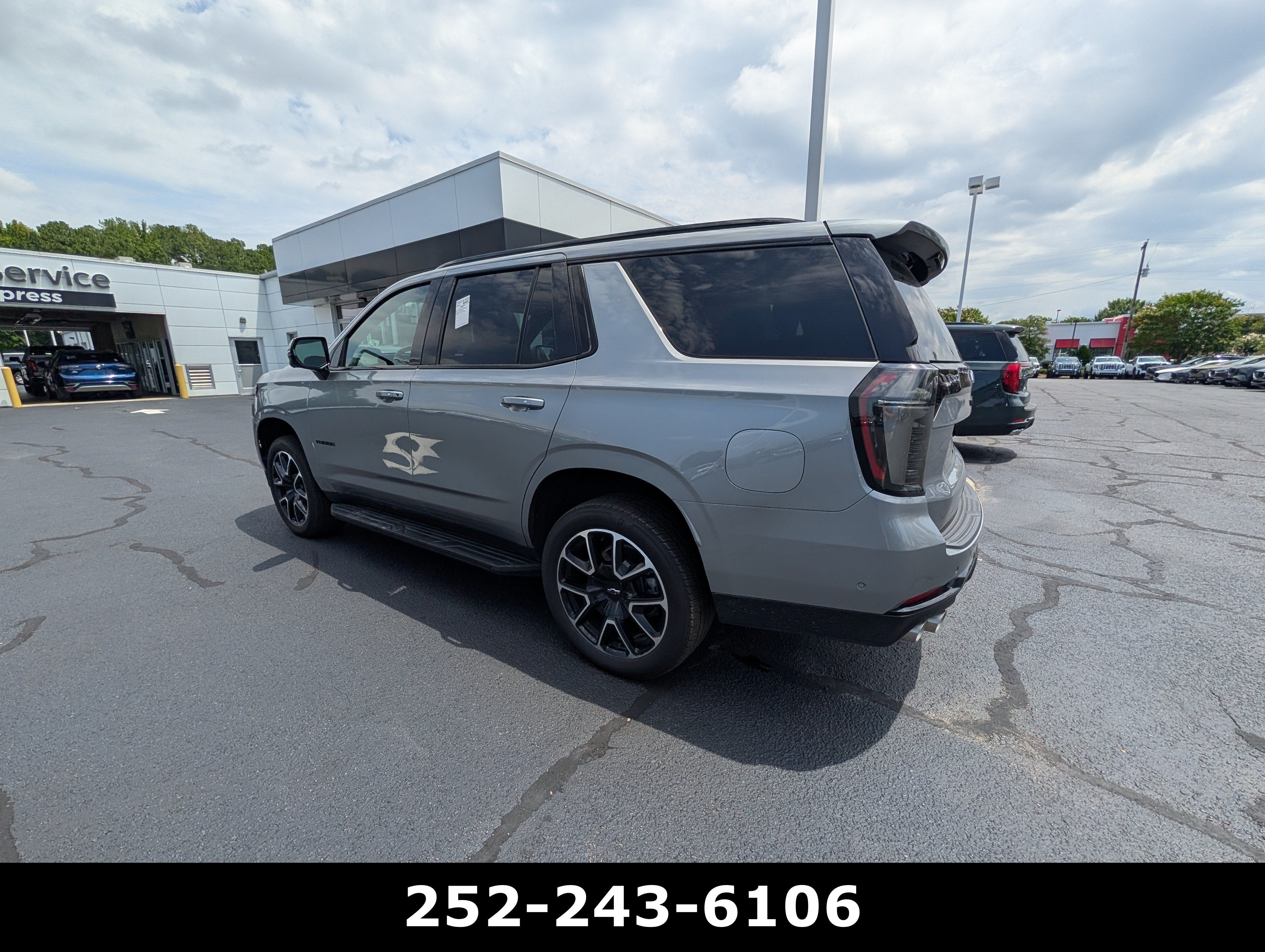 2025 Chevrolet Tahoe RST