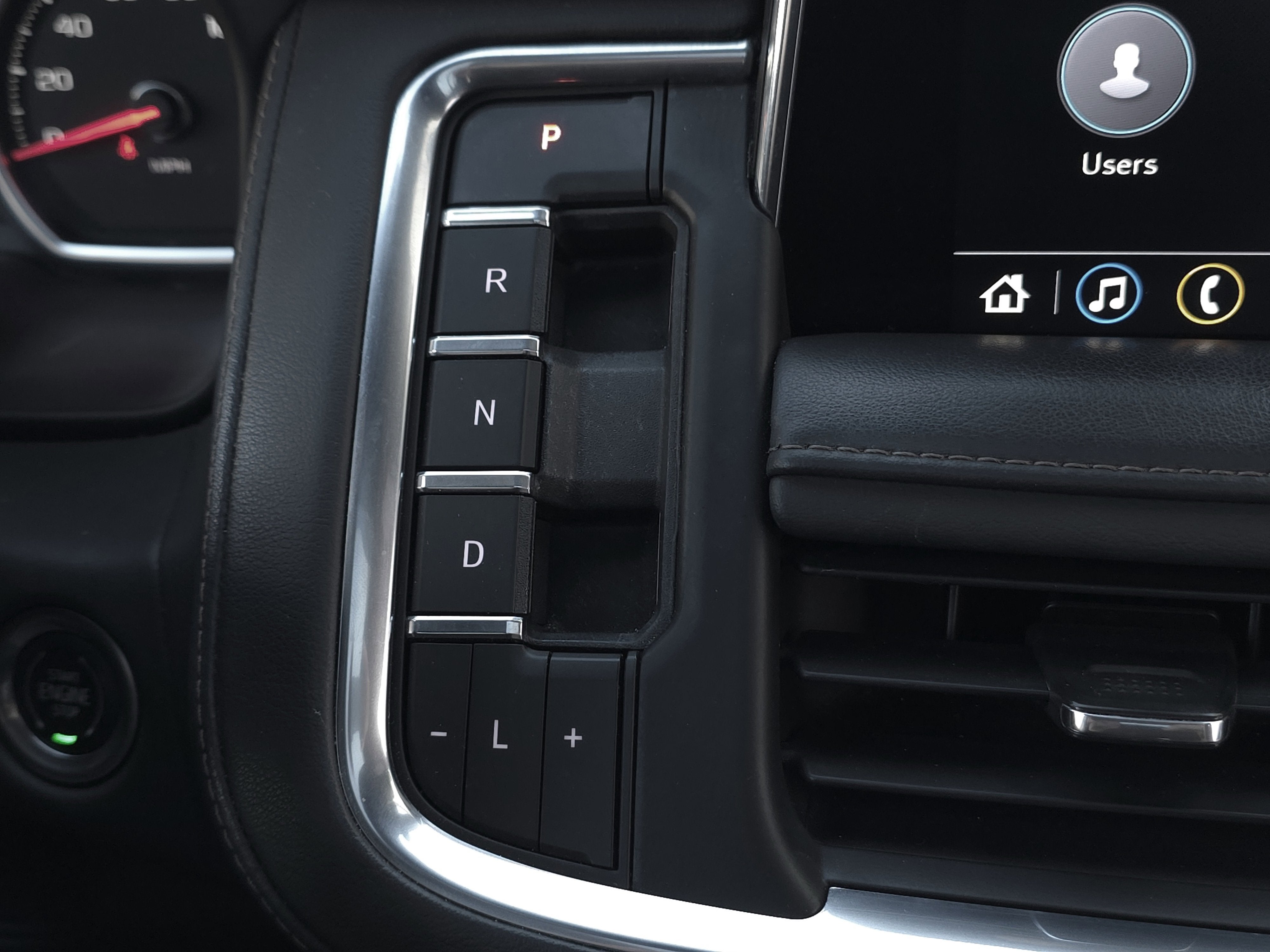 2021 Chevrolet Suburban High Country