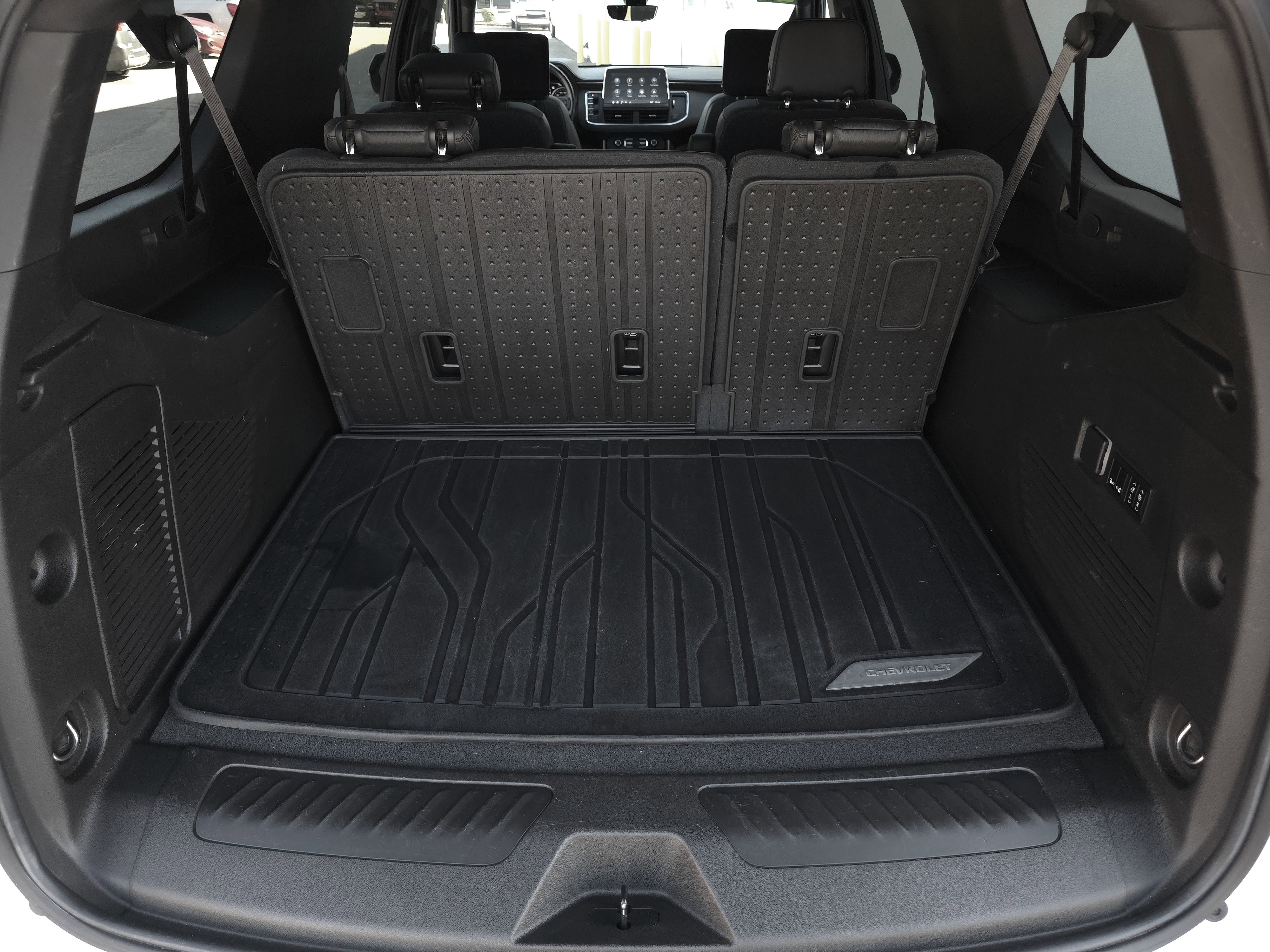 2021 Chevrolet Suburban High Country