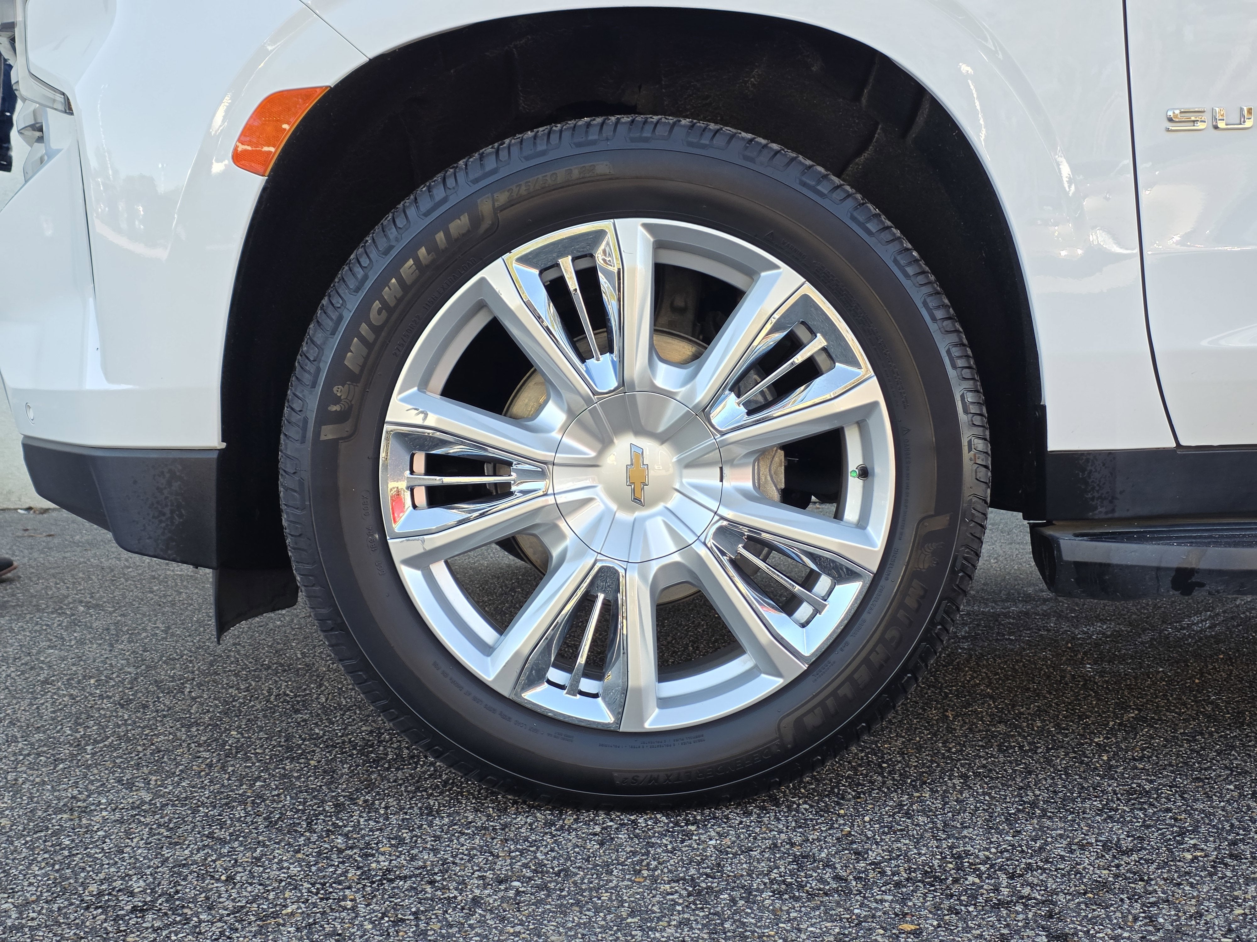 2021 Chevrolet Suburban High Country