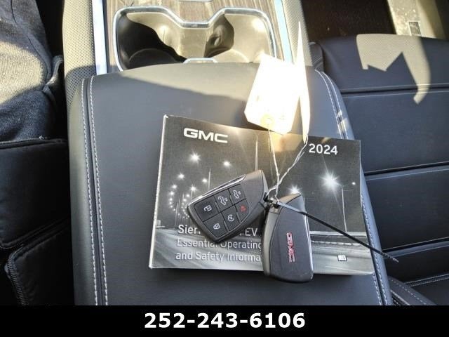 2024 GMC Sierra EV Denali Edition 1