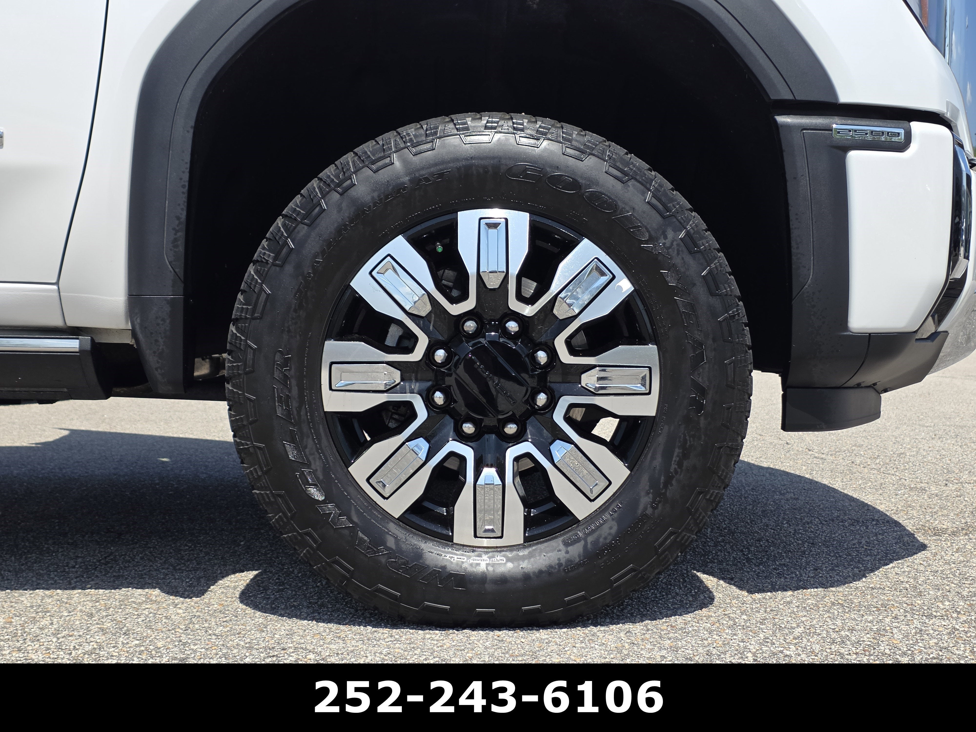 2025 GMC Sierra 2500 HD Denali