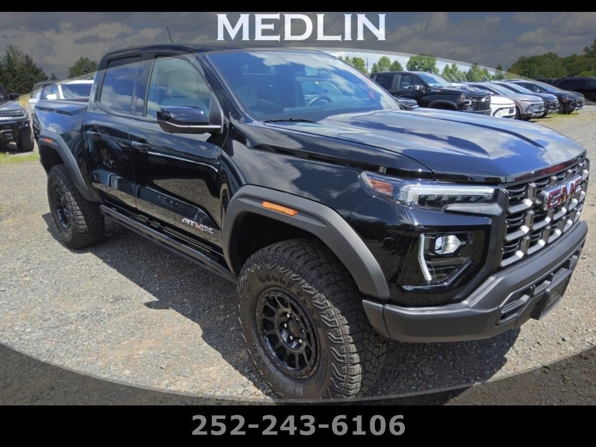 2025 GMC Canyon AT4