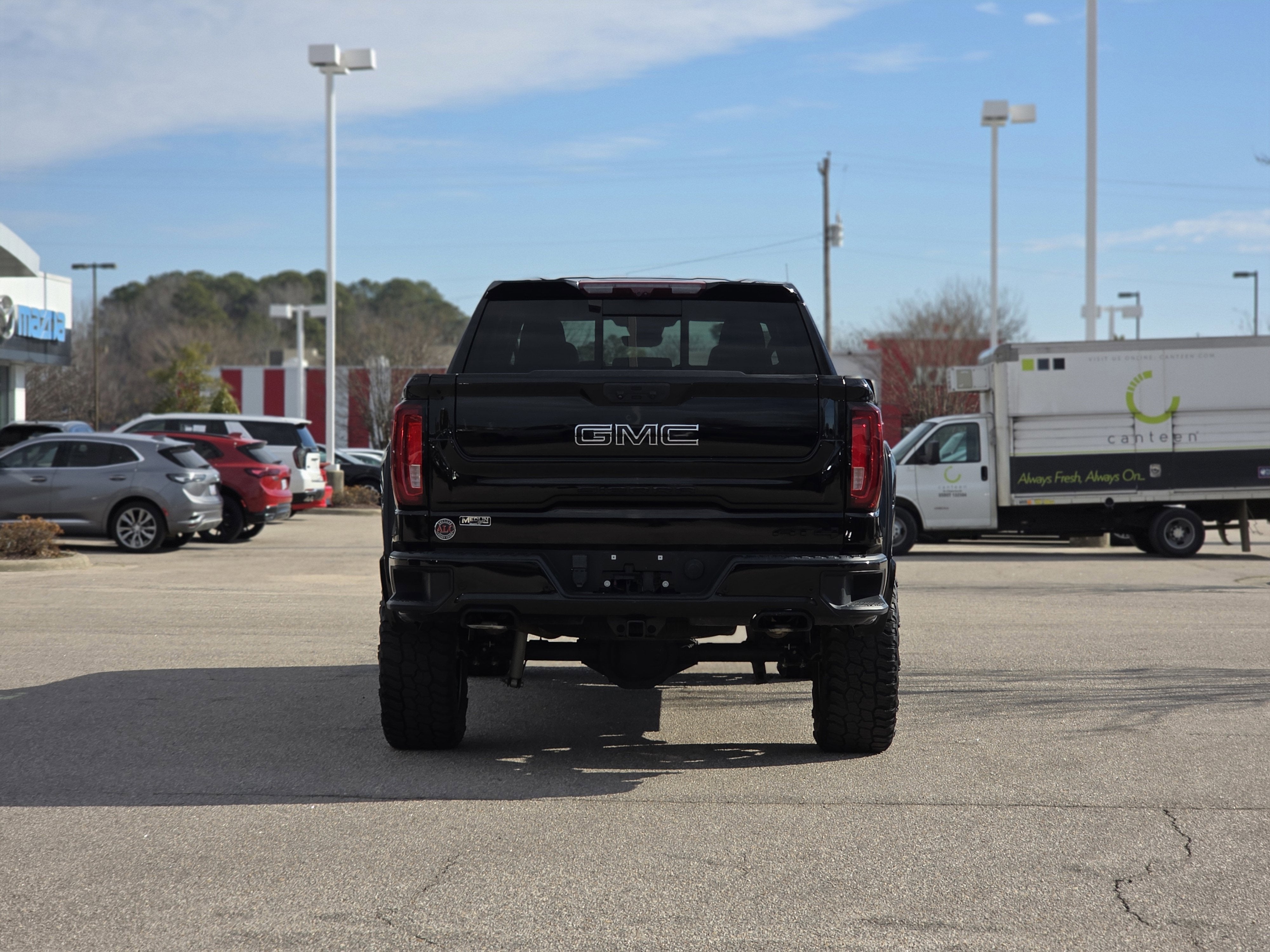 2023 GMC Sierra 1500 AT4