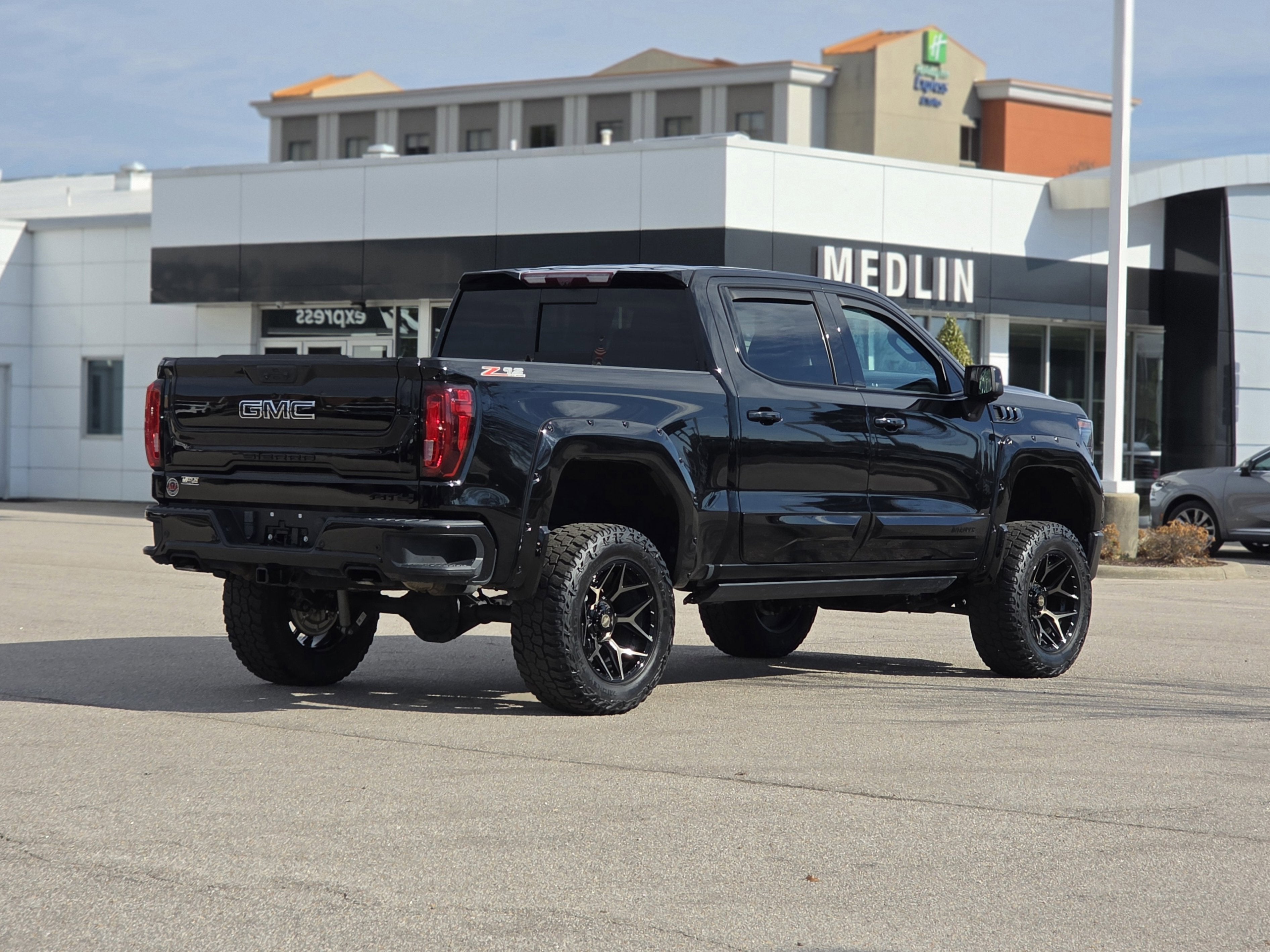 2023 GMC Sierra 1500 AT4