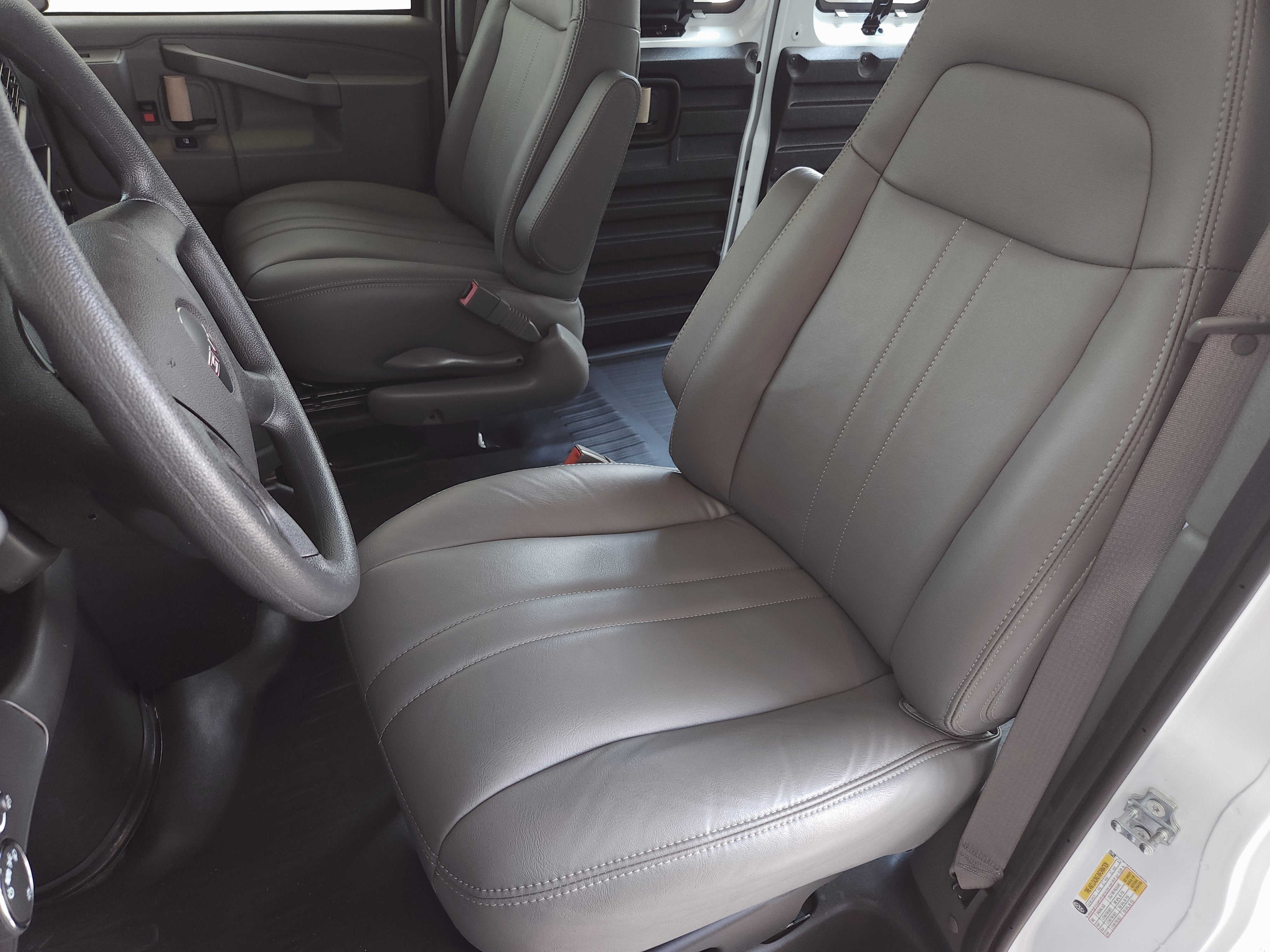 2025 GMC Savana 2500 Work Van