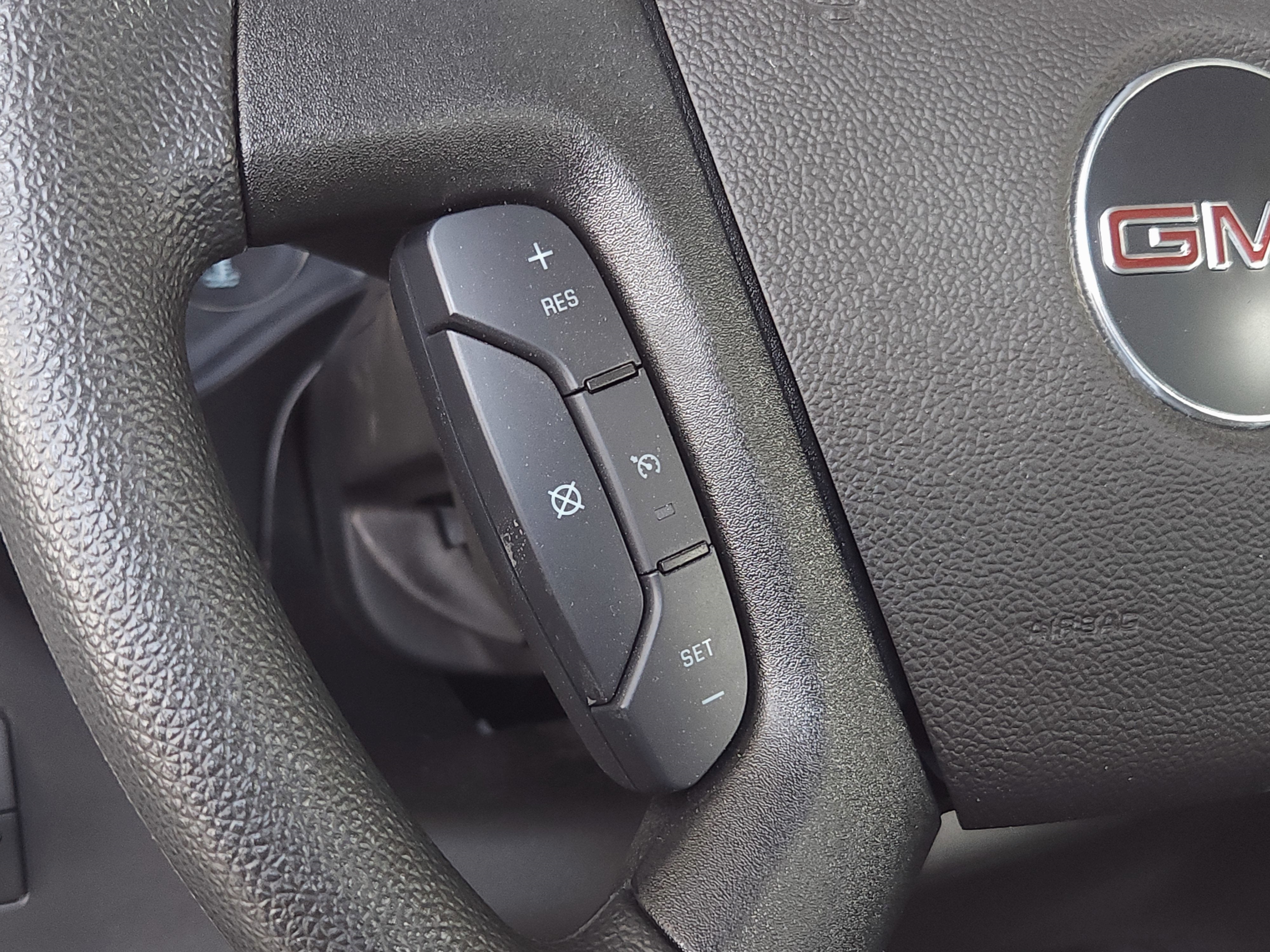 2025 GMC Savana 2500 Work Van