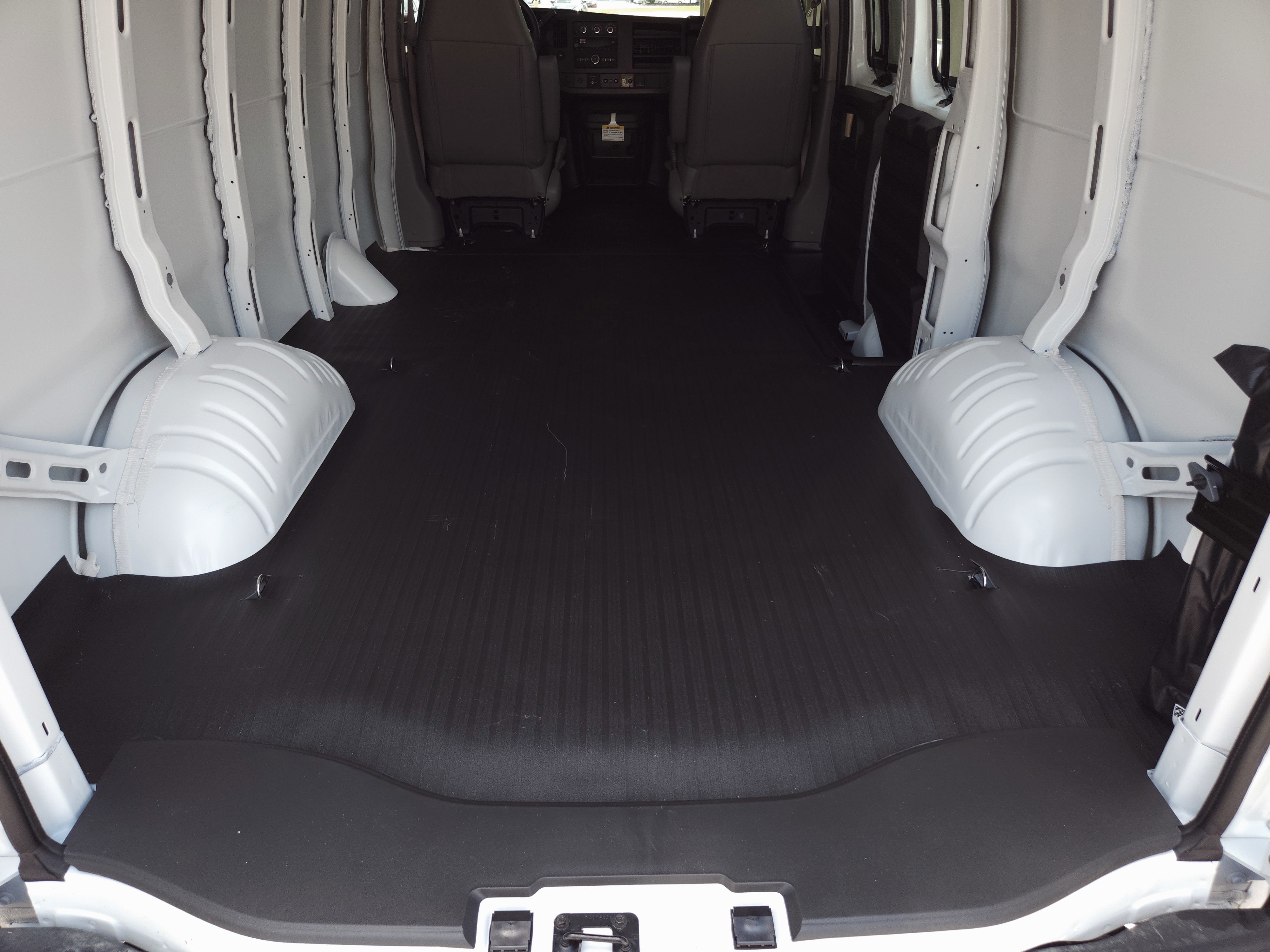 2025 GMC Savana 2500 Work Van