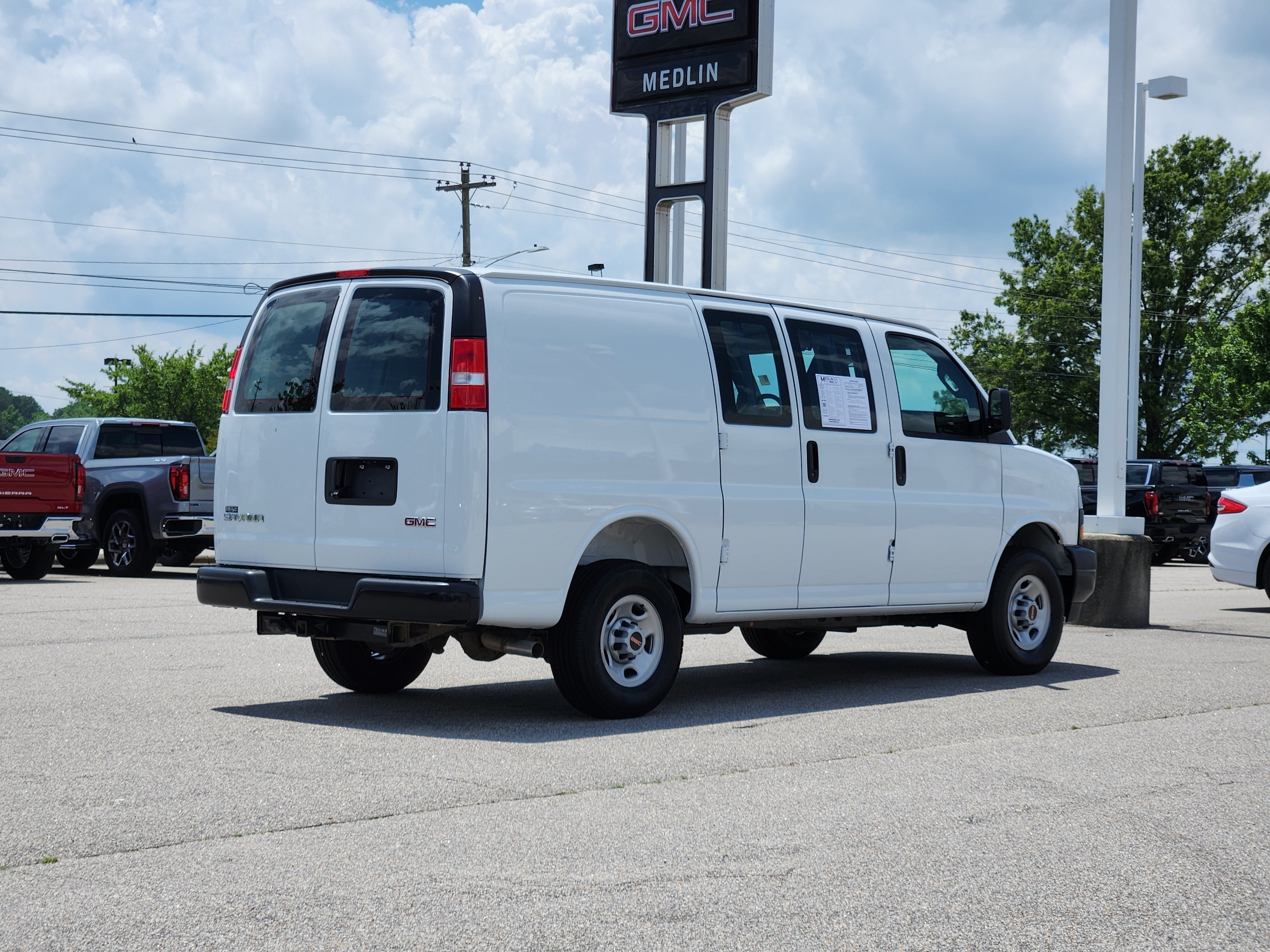 2025 GMC Savana 2500 Work Van