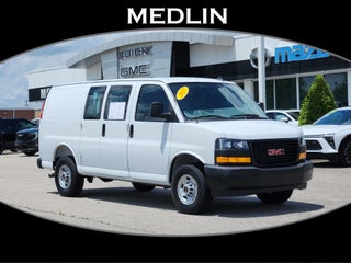 2025 GMC Savana 2500 Work Van
