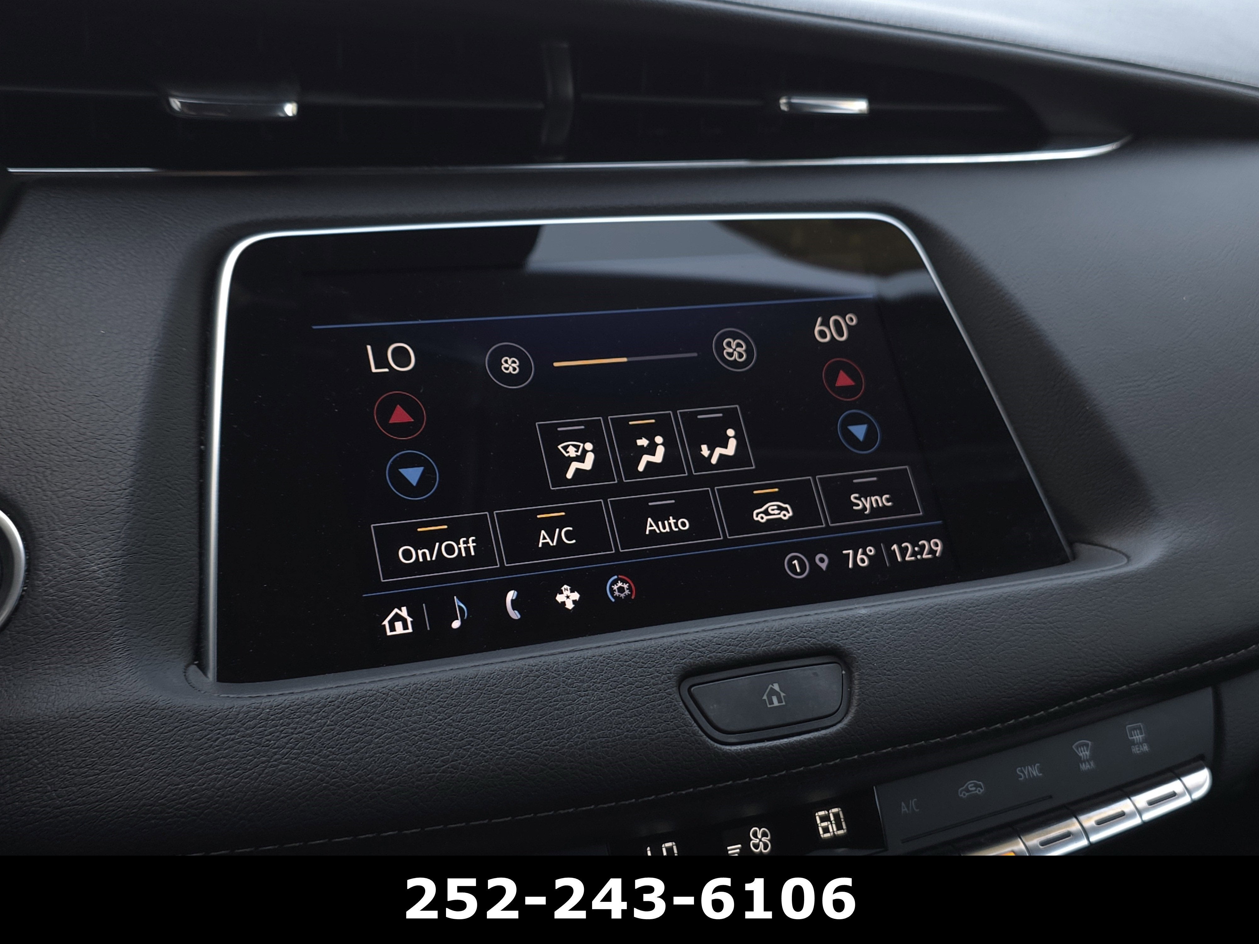 2023 Cadillac XT4 Premium Luxury