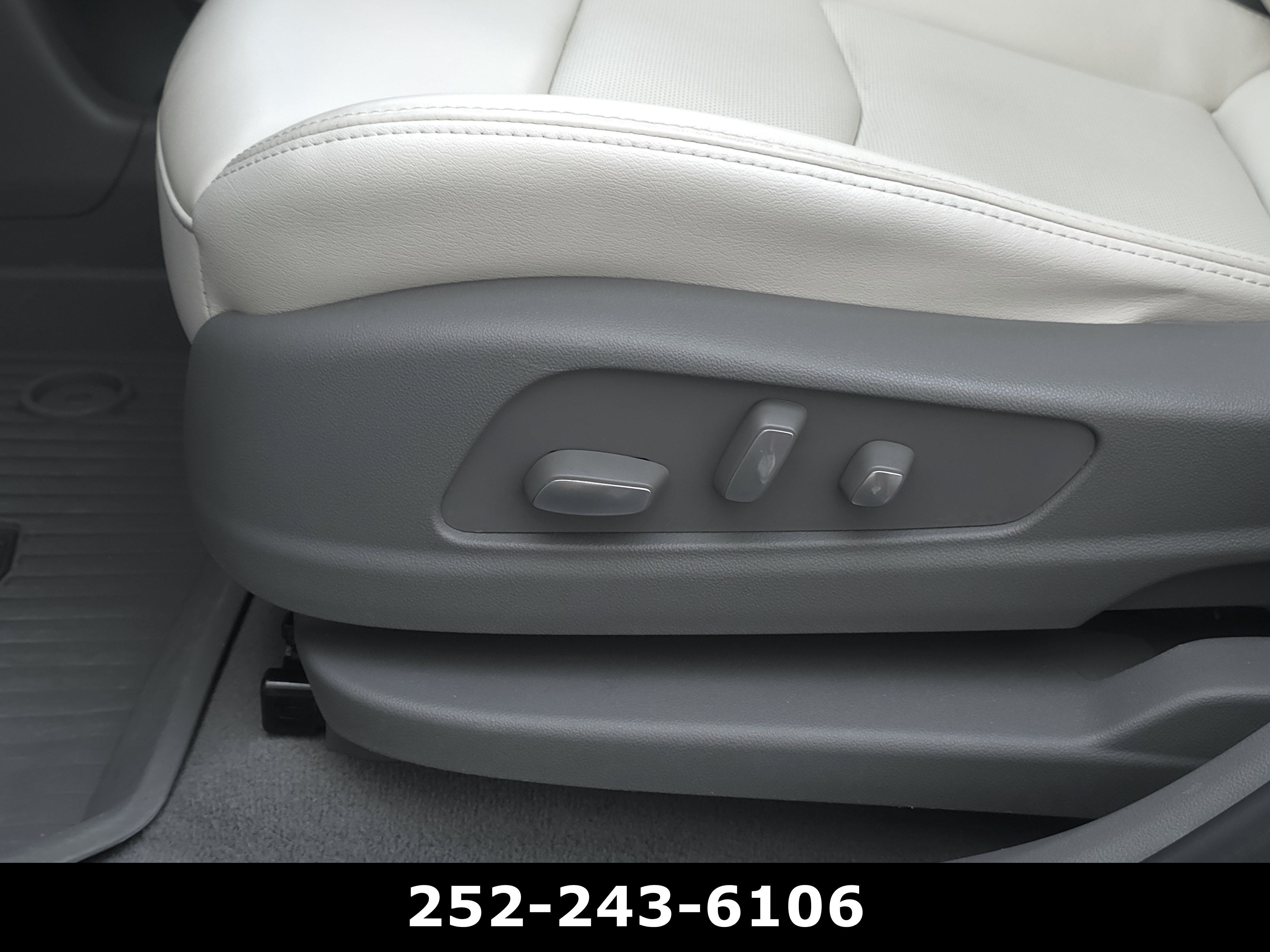 2023 Cadillac XT6 FWD Premium Luxury