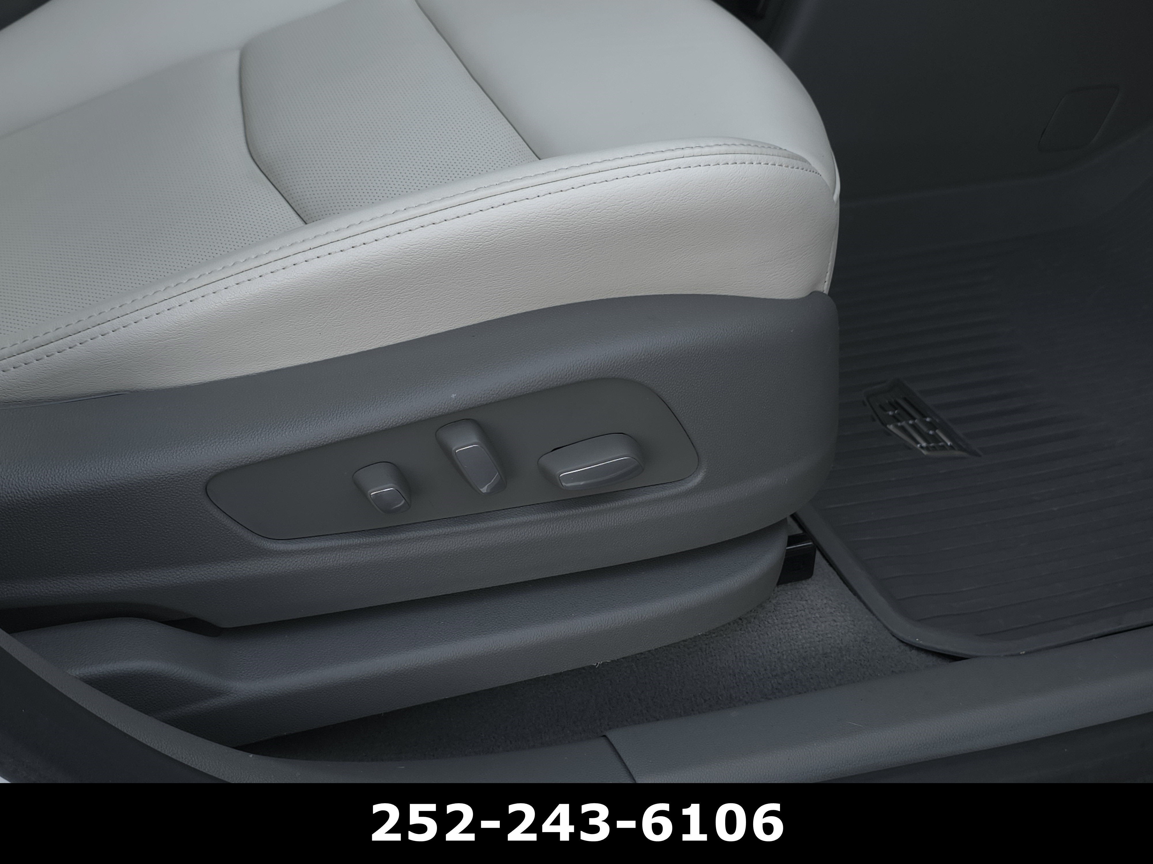2023 Cadillac XT6 FWD Premium Luxury