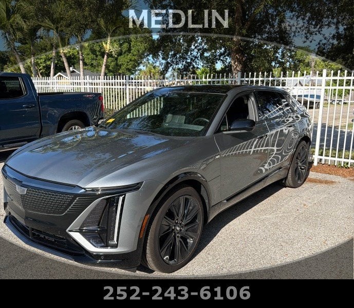 2024 Cadillac LYRIQ Sport 3