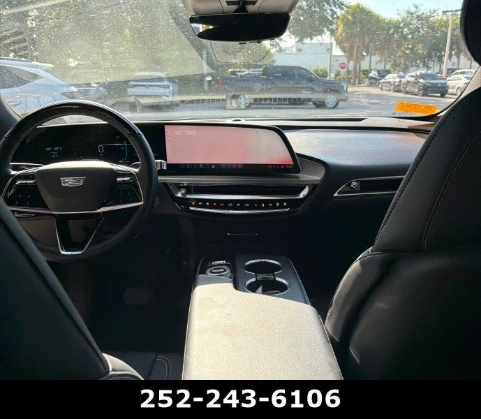 2024 Cadillac LYRIQ Sport 3