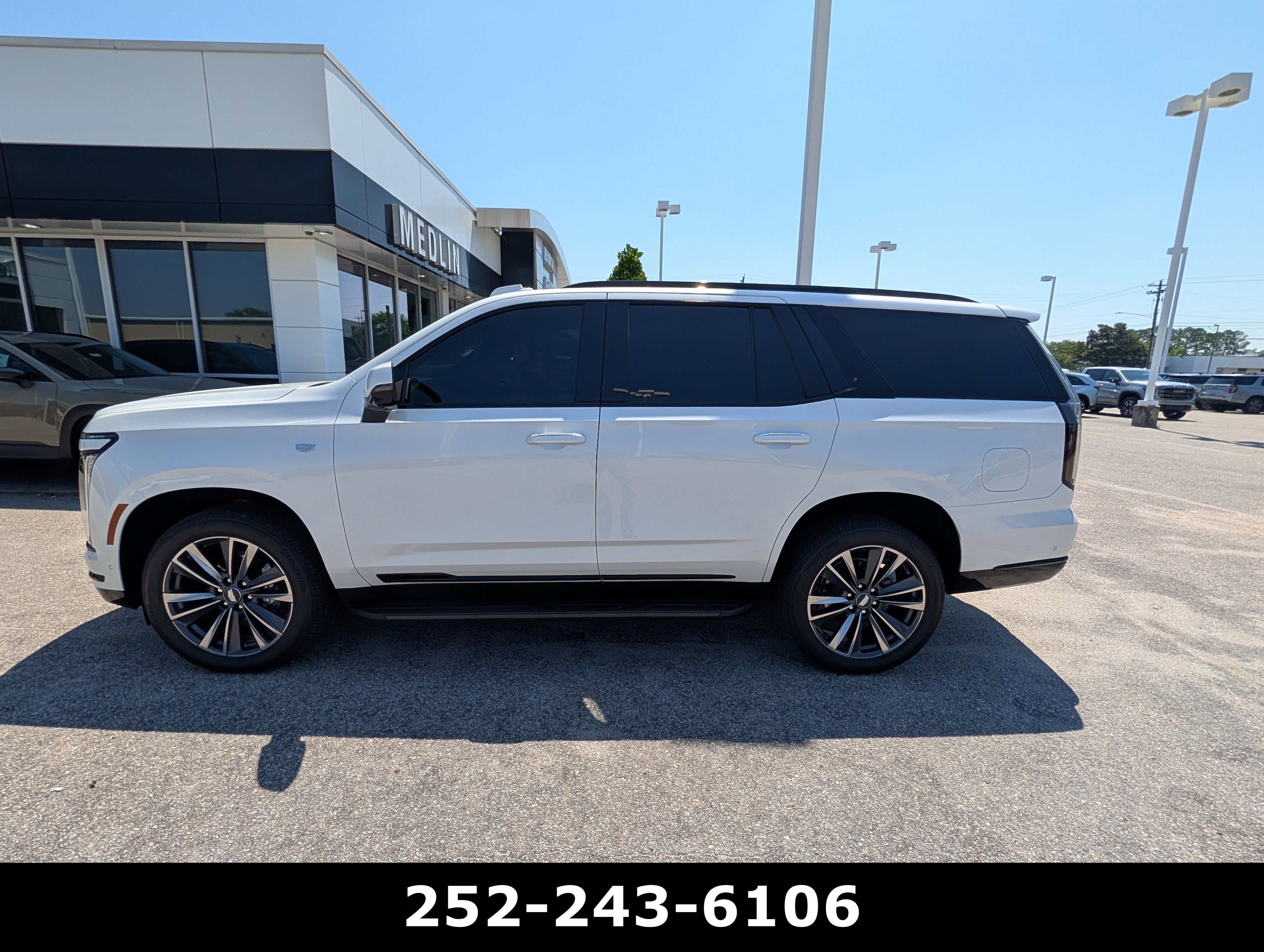 2025 Cadillac Escalade Sport