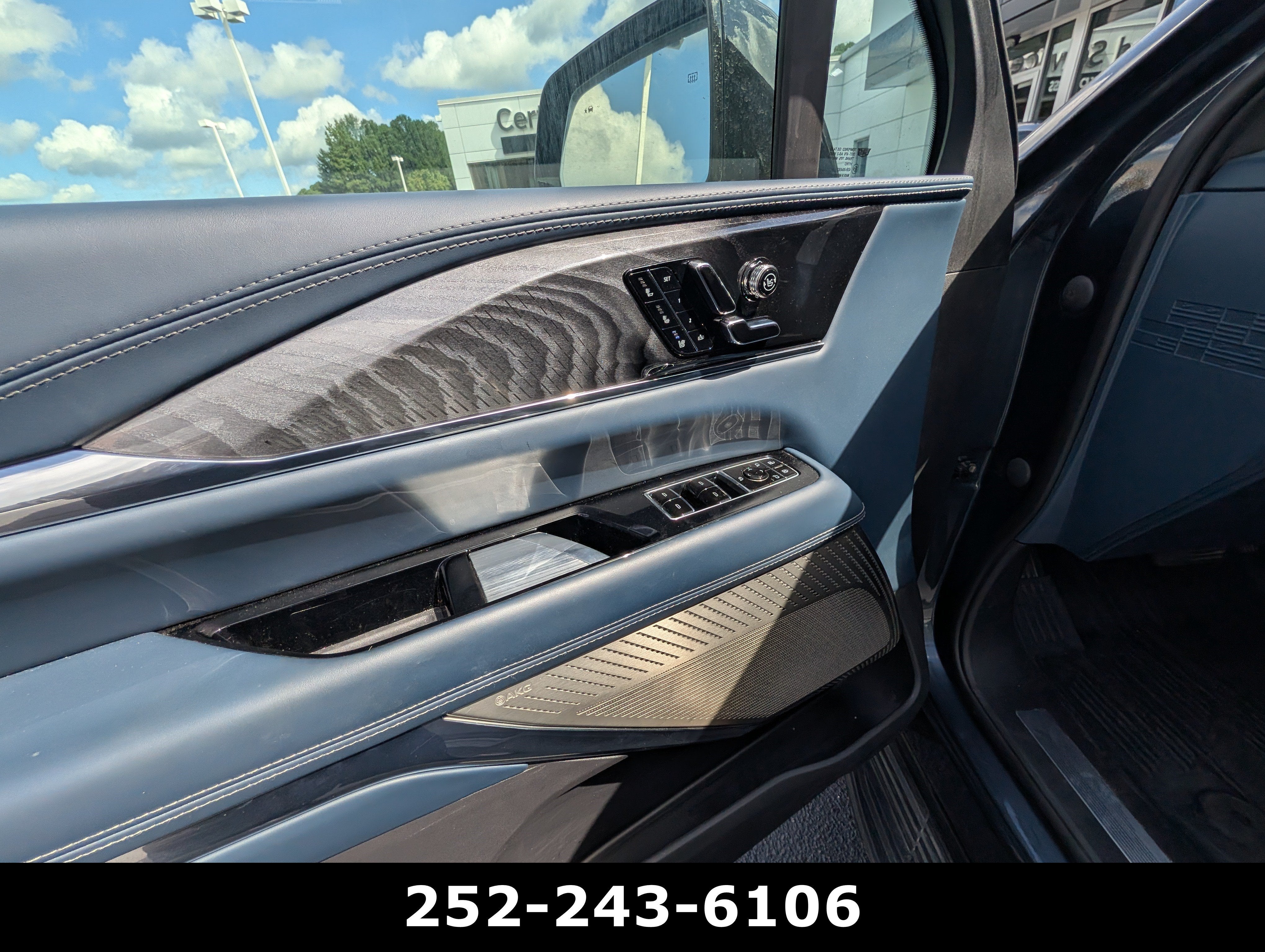 2026 Cadillac ESCALADE IQ Premium Sport