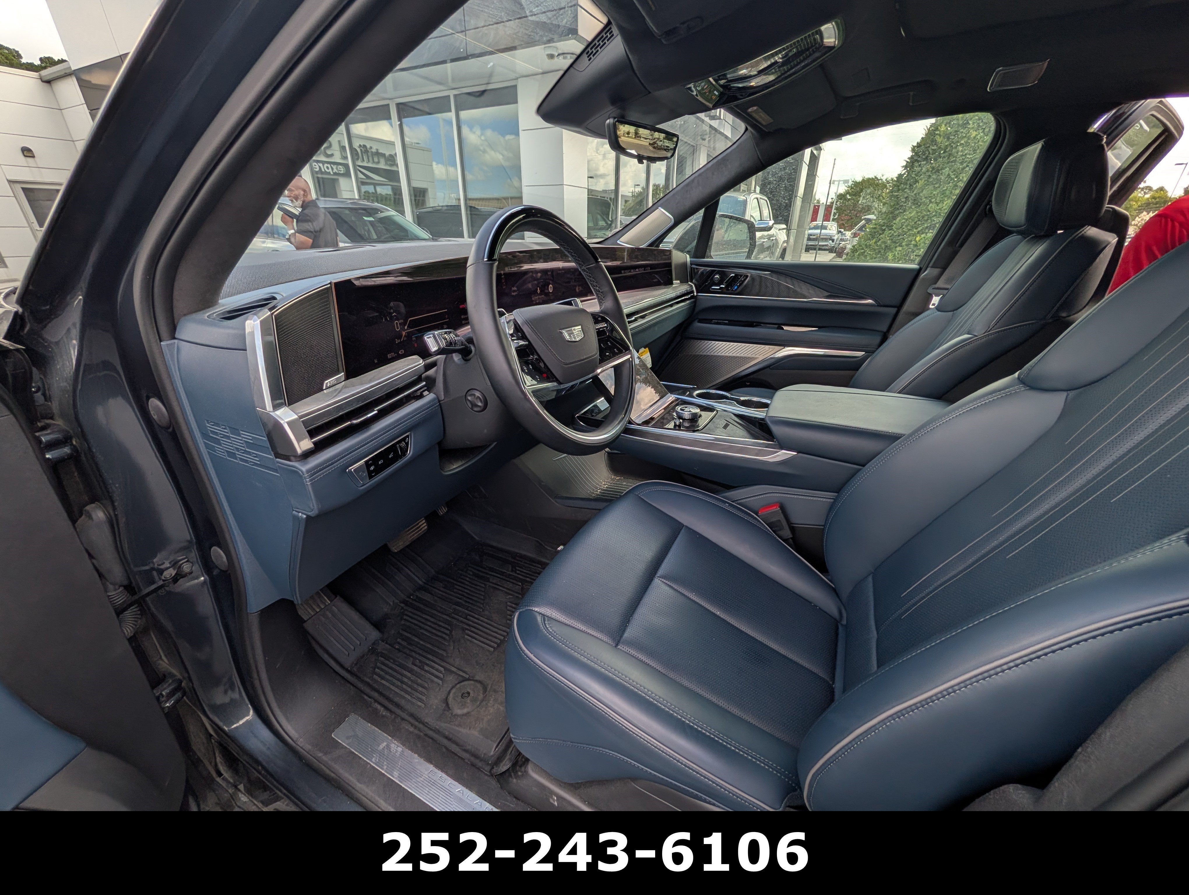 2026 Cadillac ESCALADE IQ Premium Sport