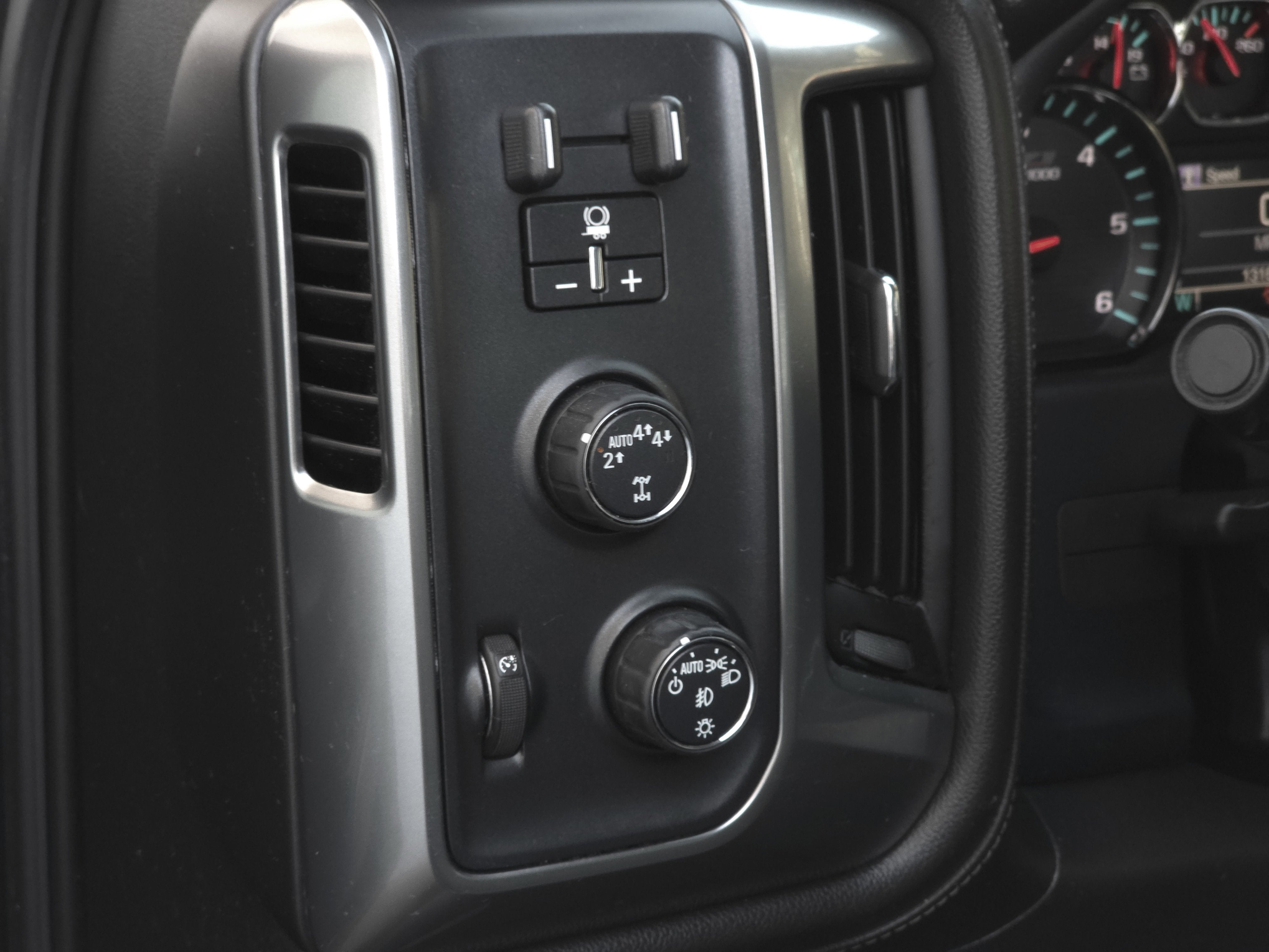 2018 Chevrolet Silverado 1500 LTZ 2LZ