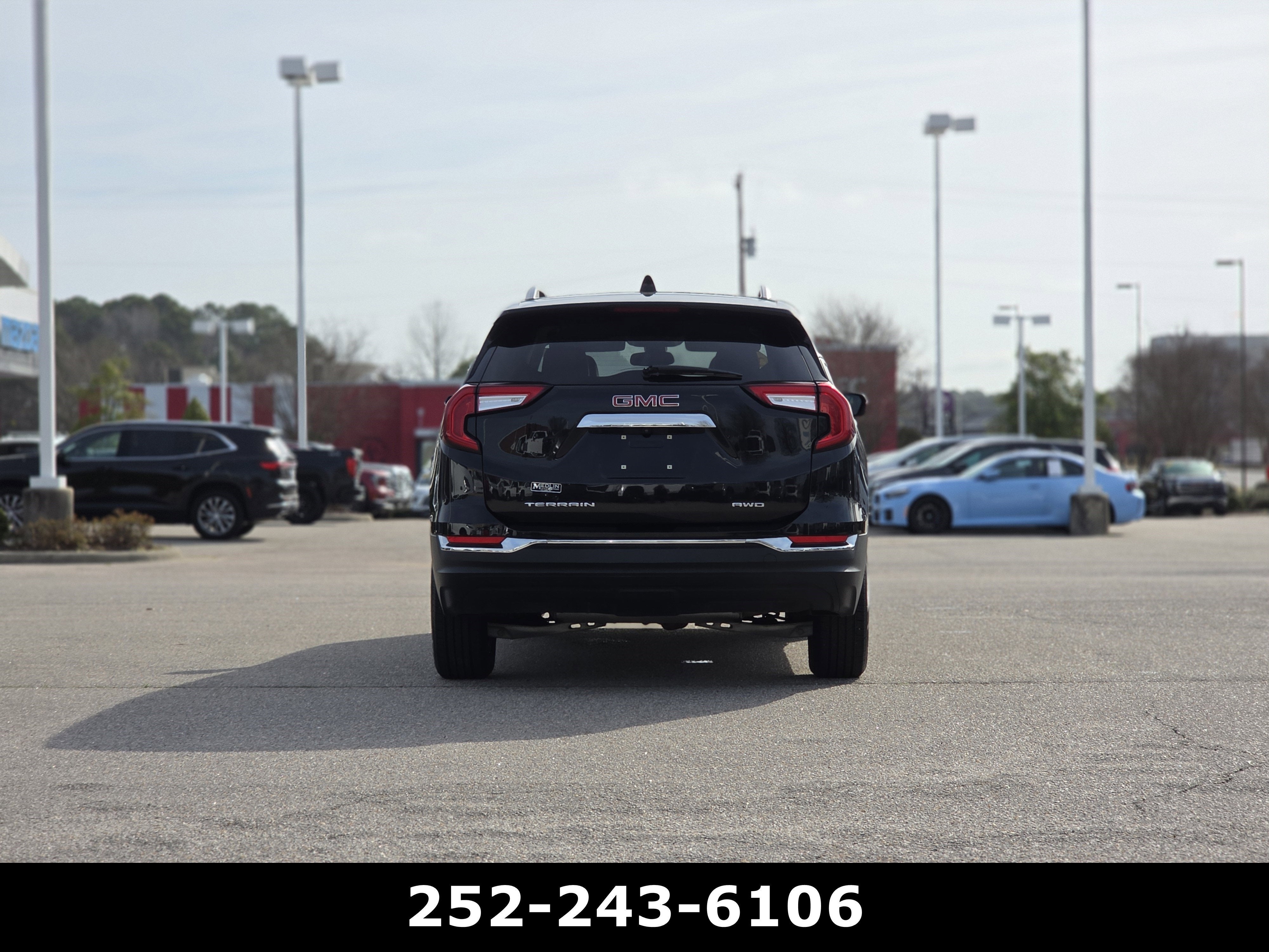 2023 GMC Terrain SLT