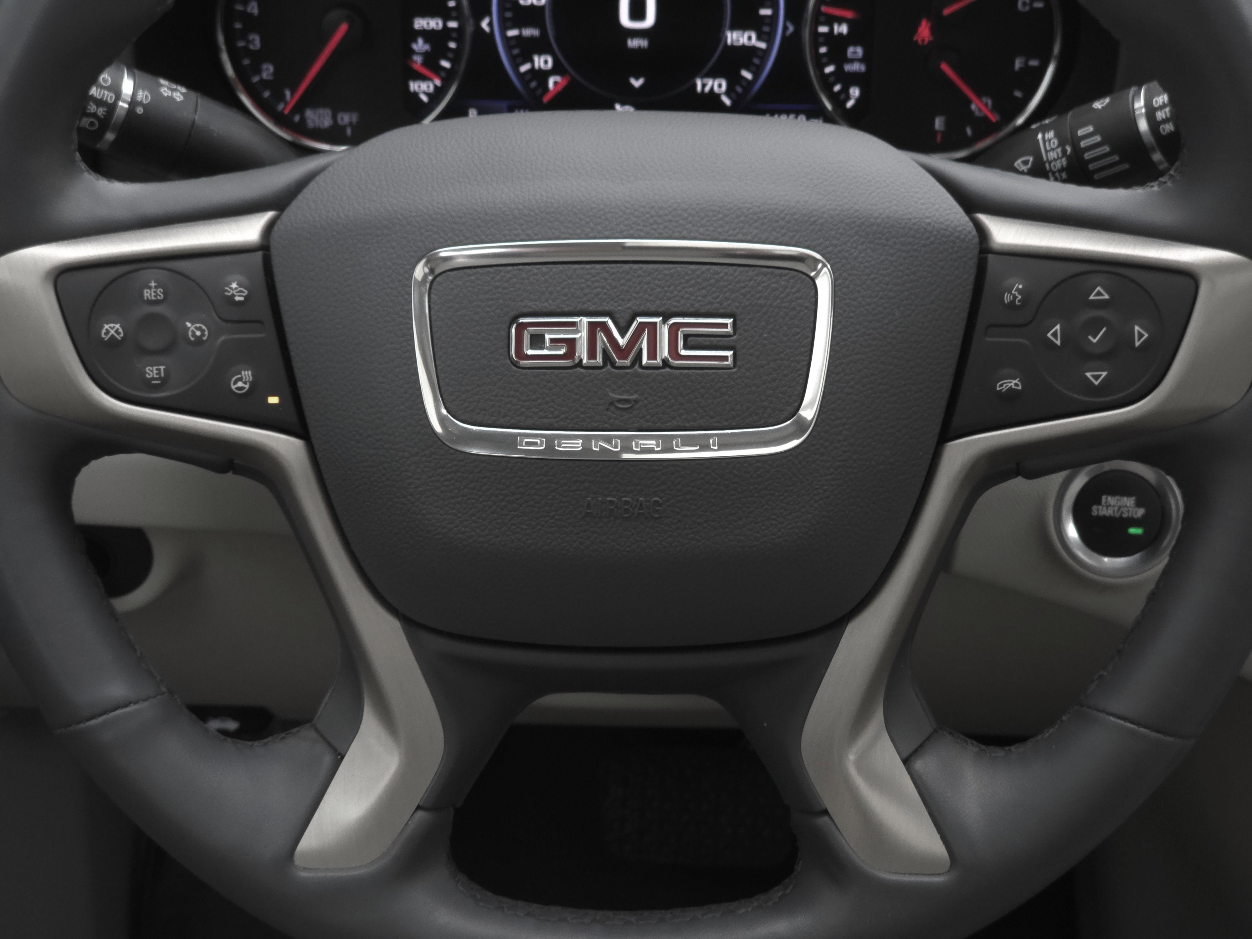 2023 GMC Terrain Denali