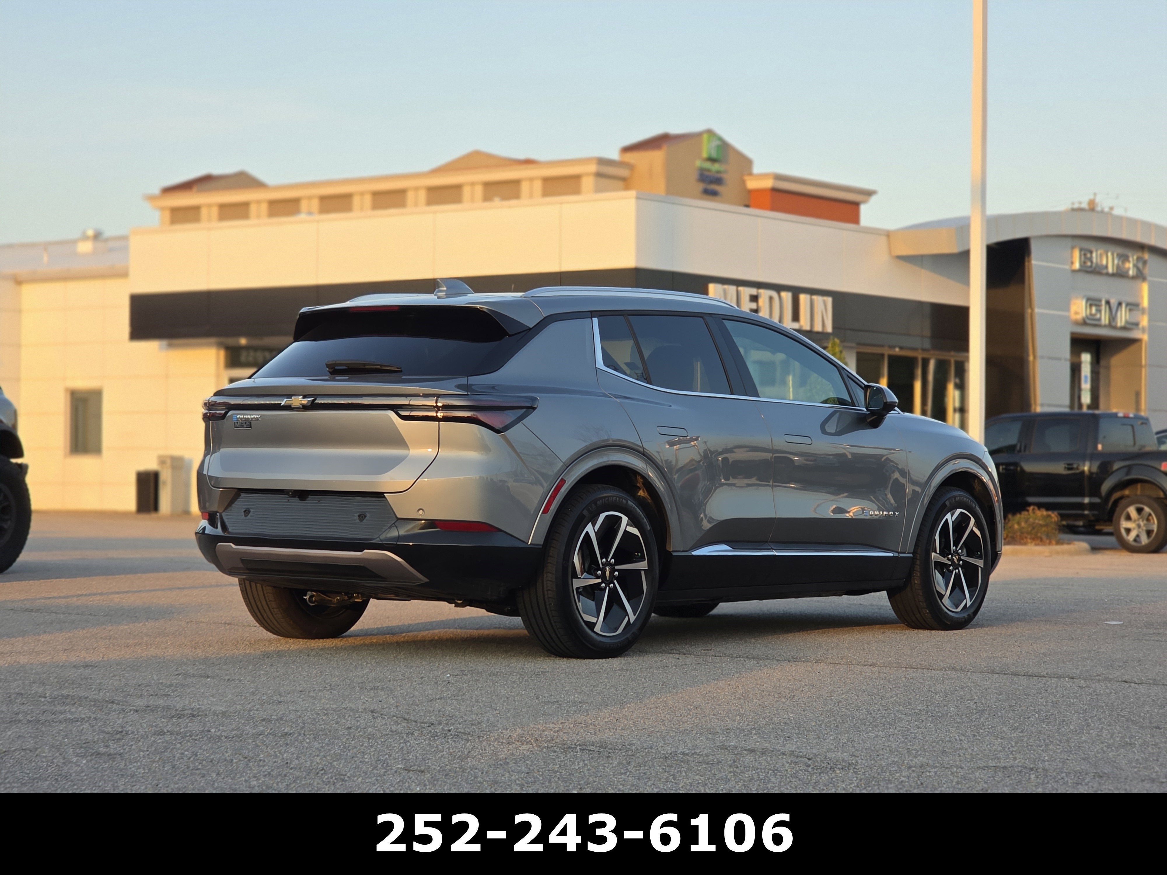 2025 Chevrolet Equinox EV LT