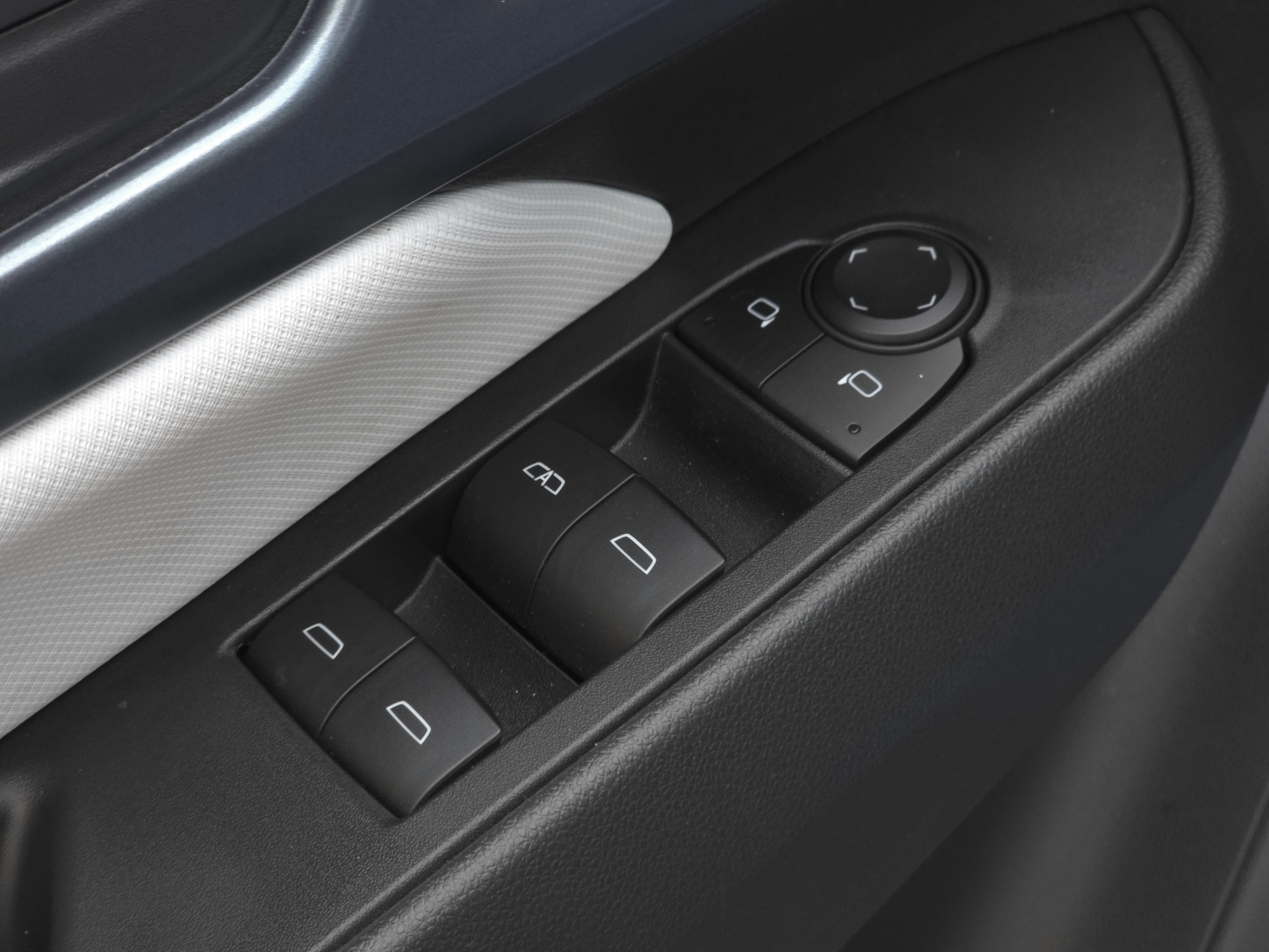 2024 Chevrolet Equinox EV LT