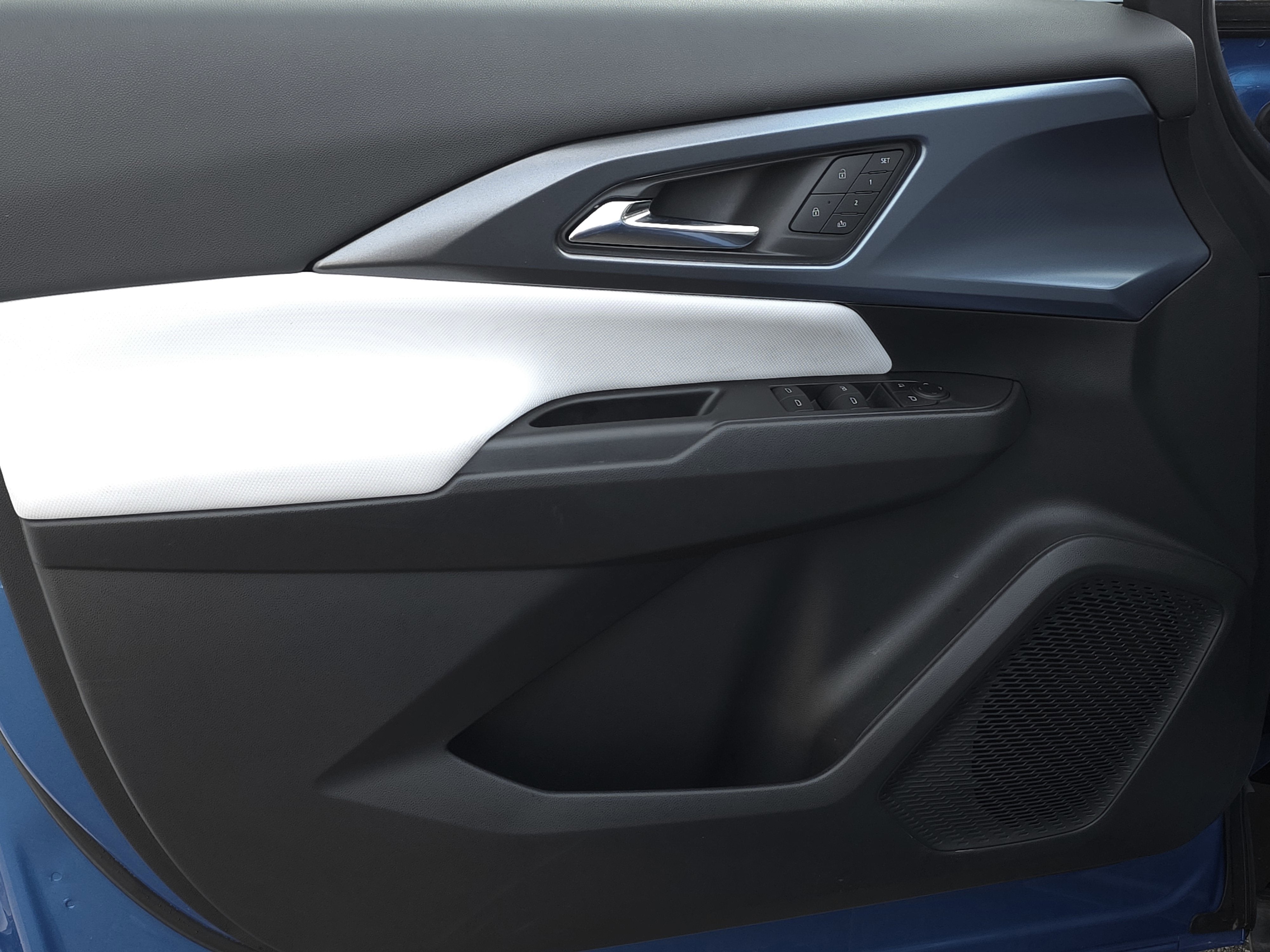 2024 Chevrolet Equinox EV LT