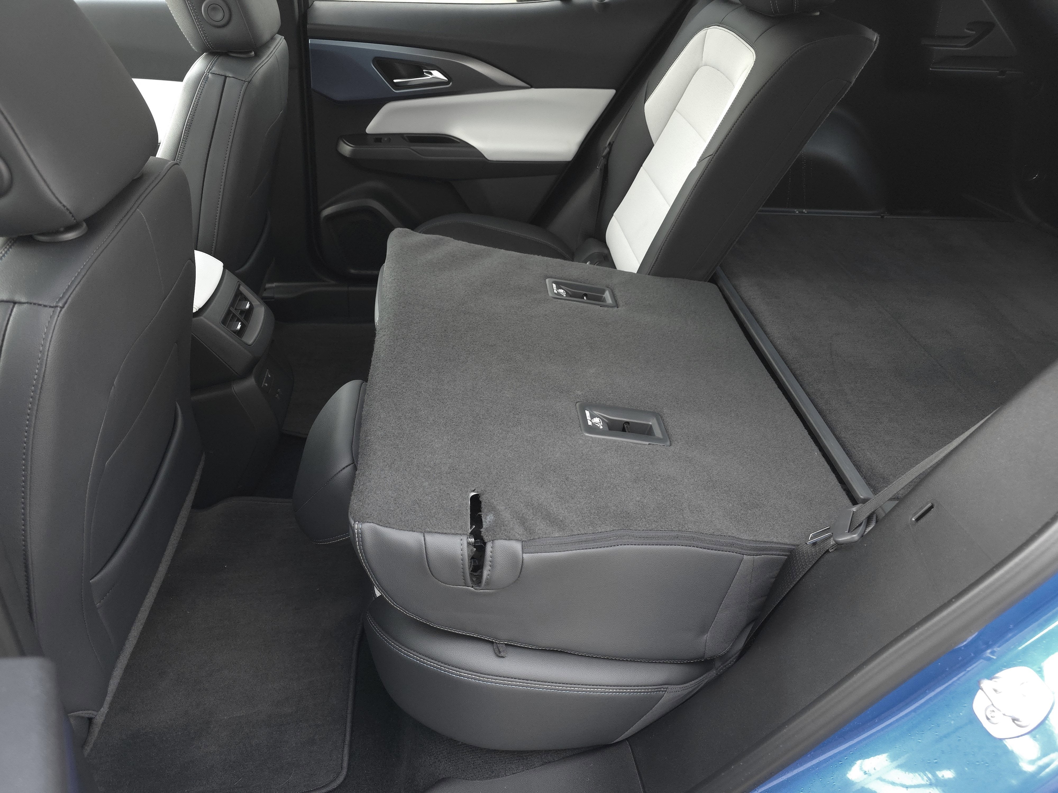 2024 Chevrolet Equinox EV LT