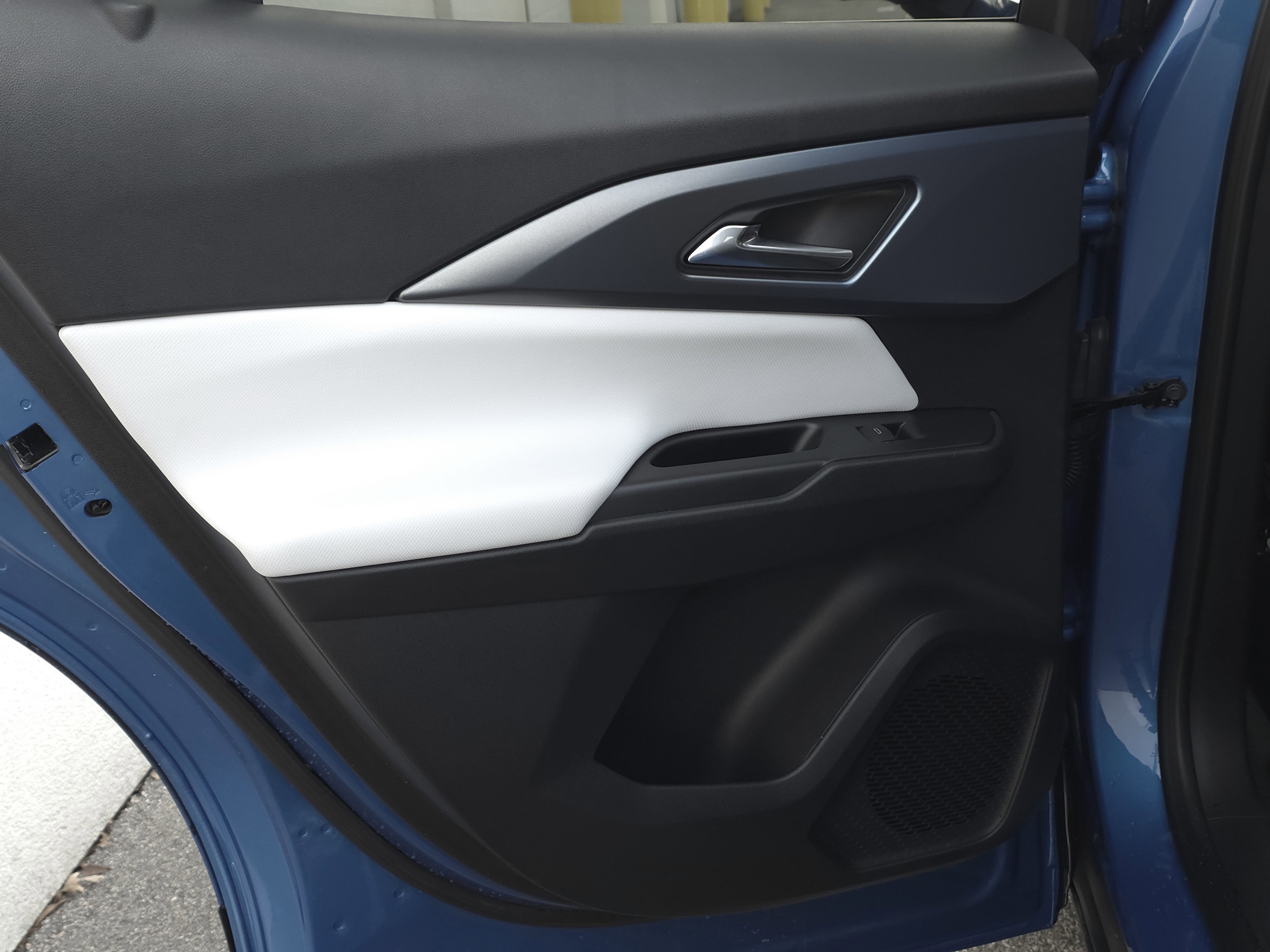 2024 Chevrolet Equinox EV LT