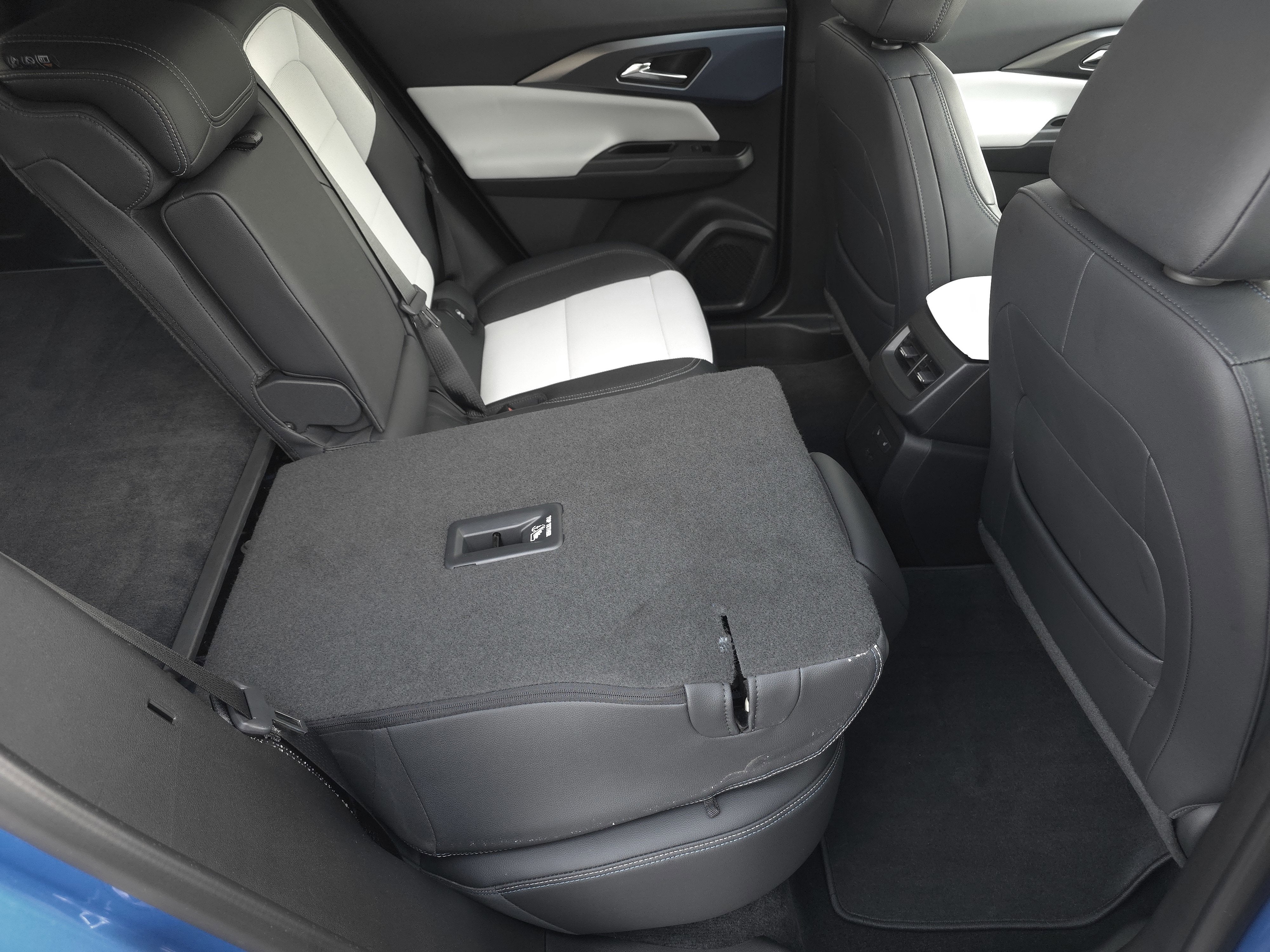 2024 Chevrolet Equinox EV LT