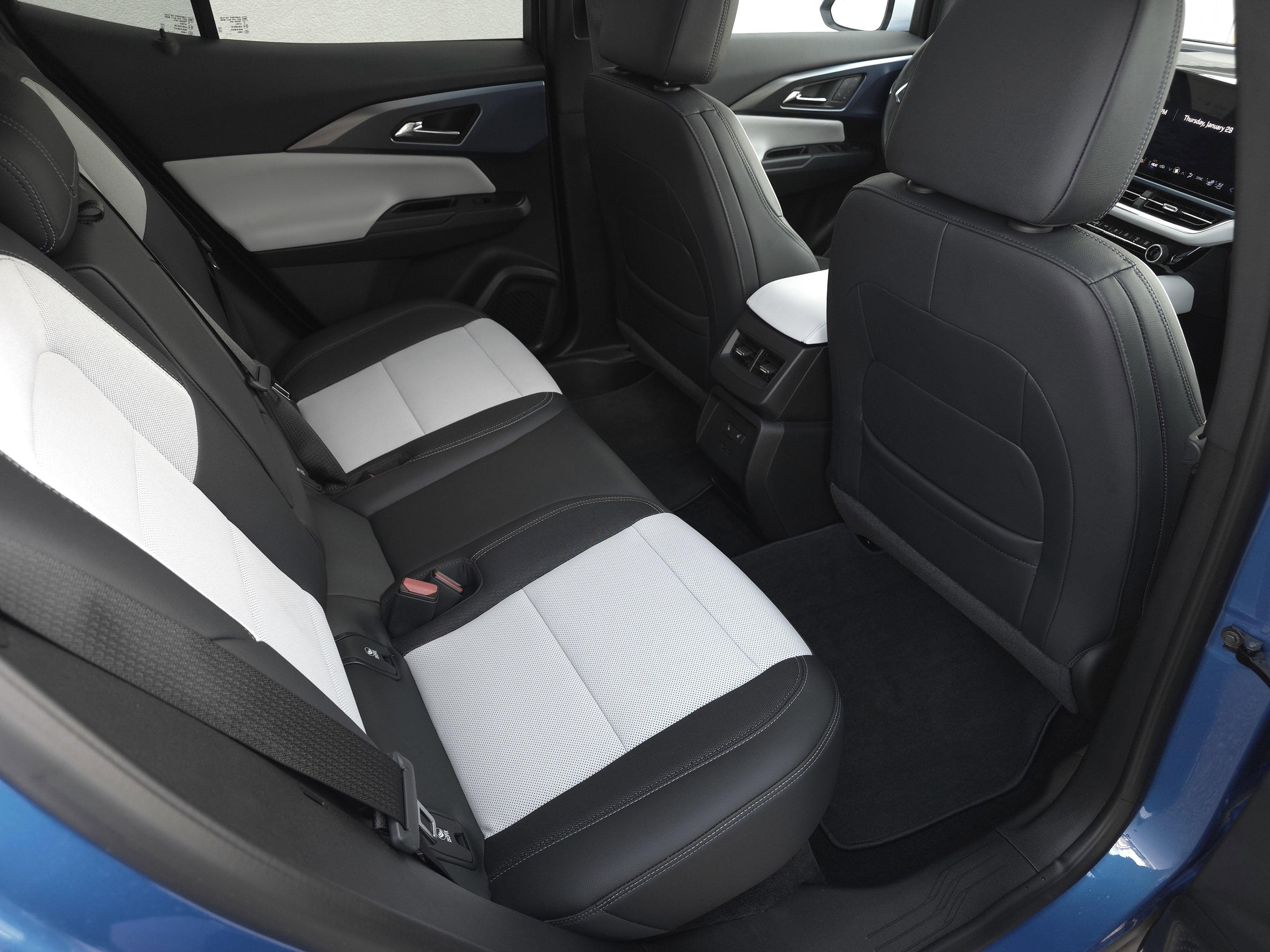 2024 Chevrolet Equinox EV LT