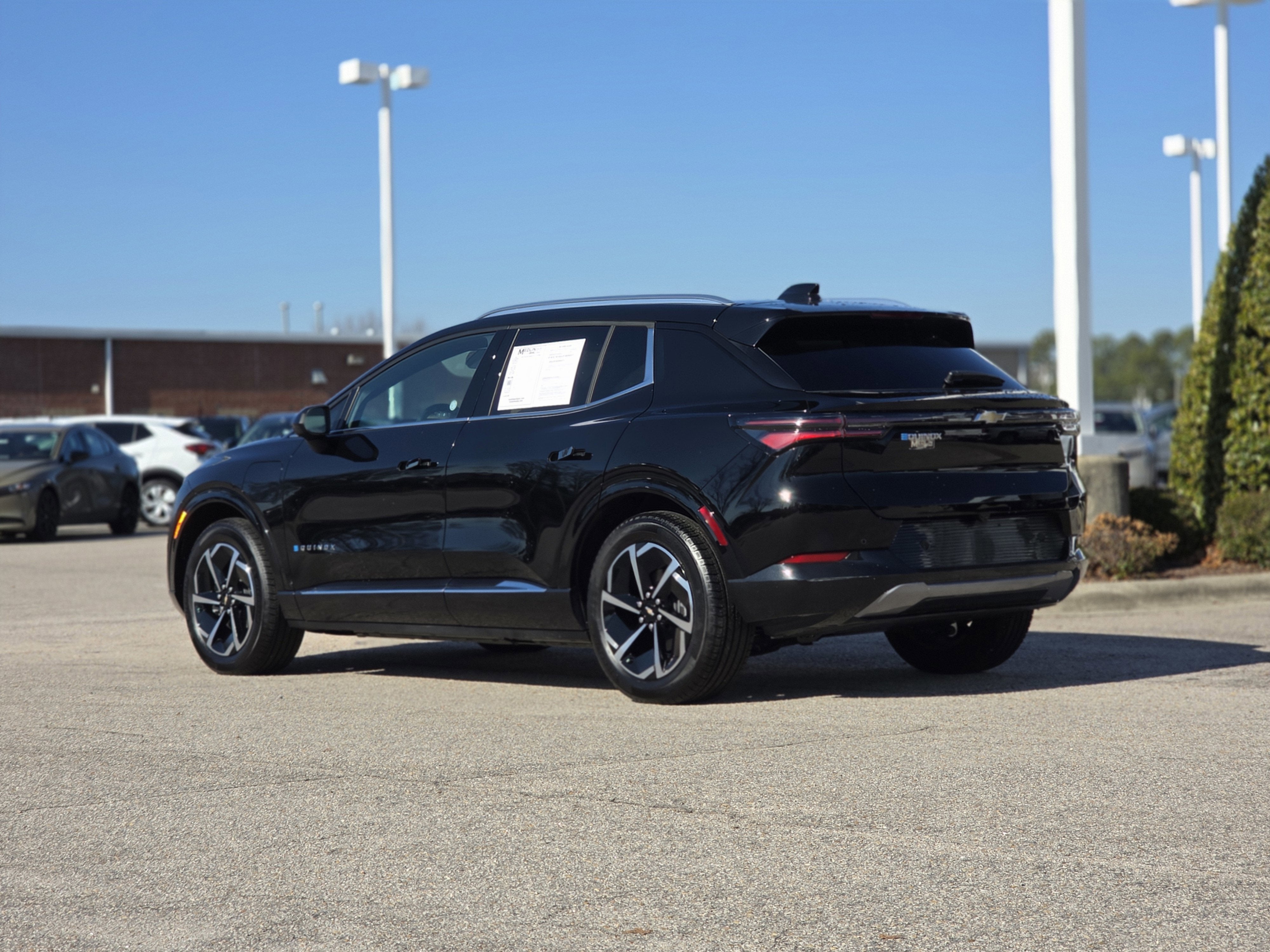 2025 Chevrolet Equinox EV LT