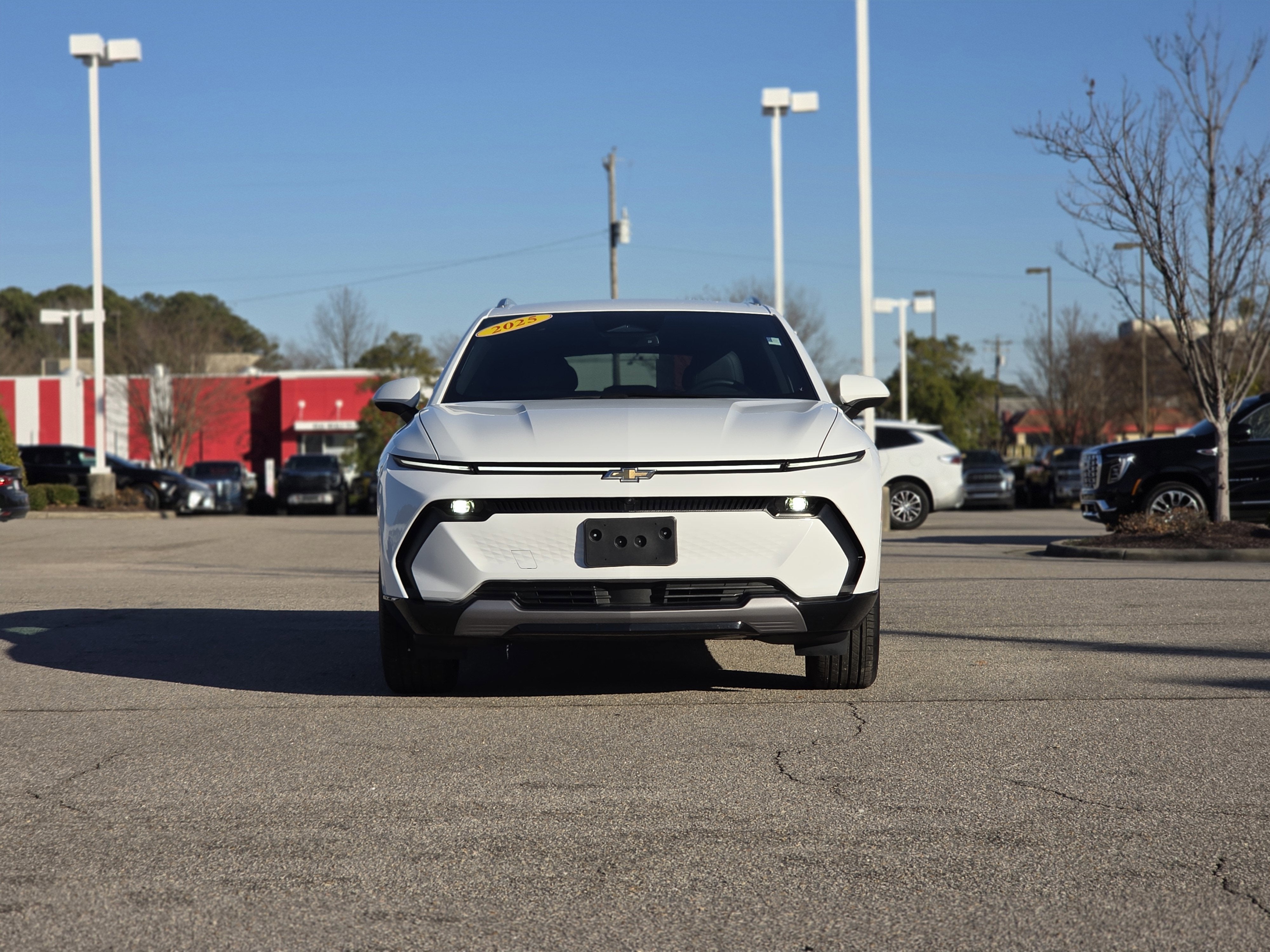 2025 Chevrolet Equinox EV LT
