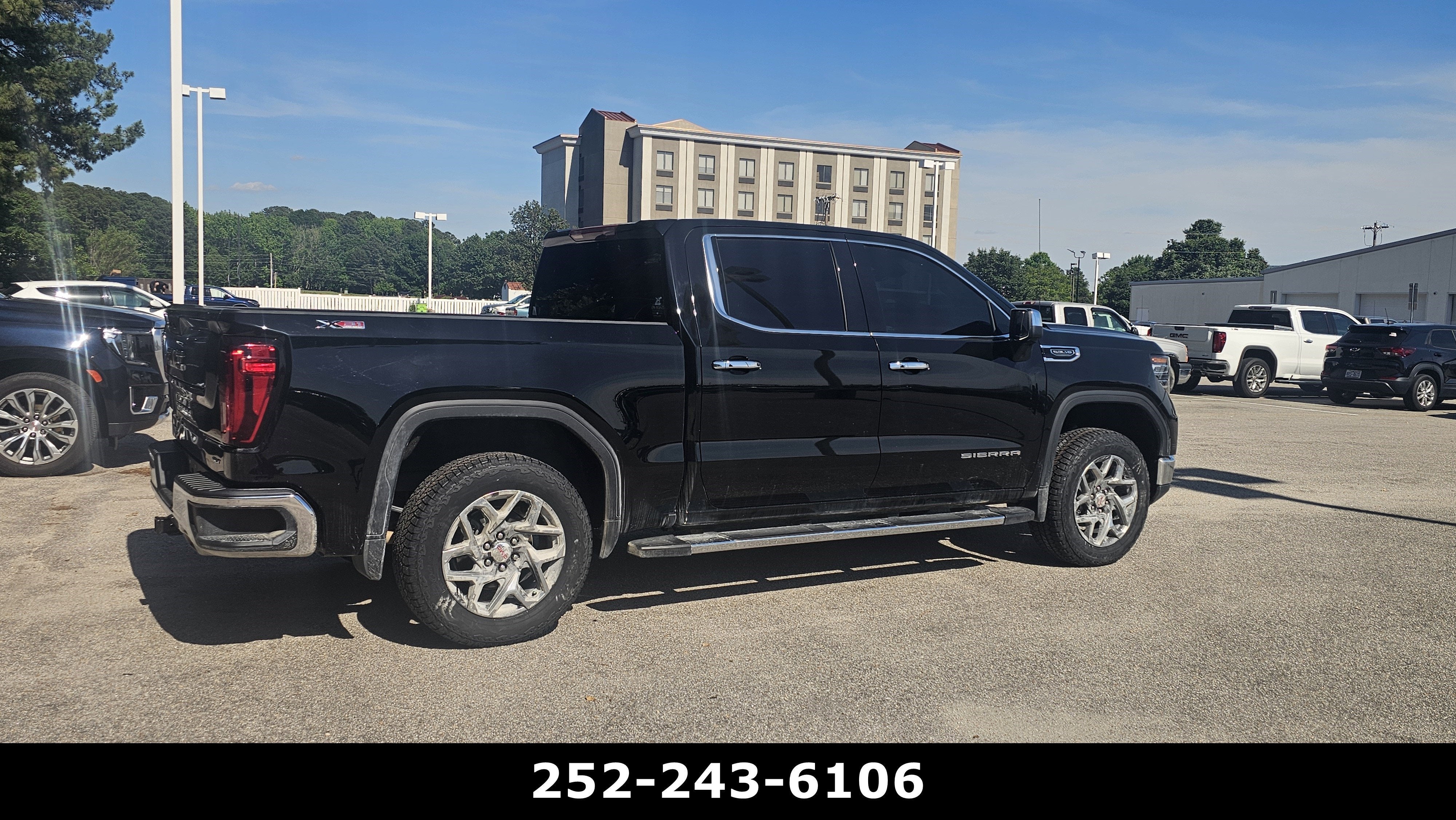 2024 GMC Sierra 1500 SLT