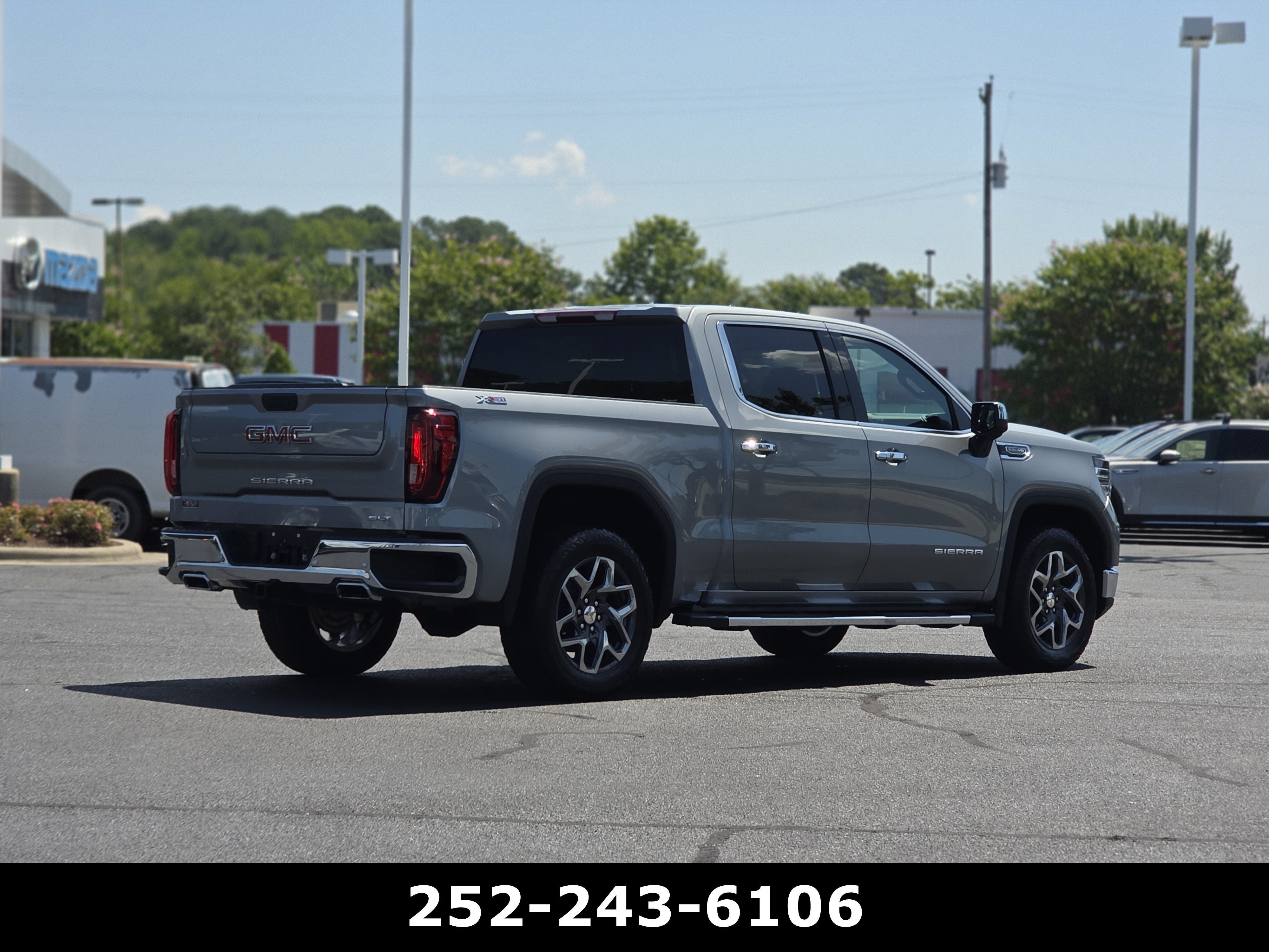 2024 GMC Sierra 1500 SLT