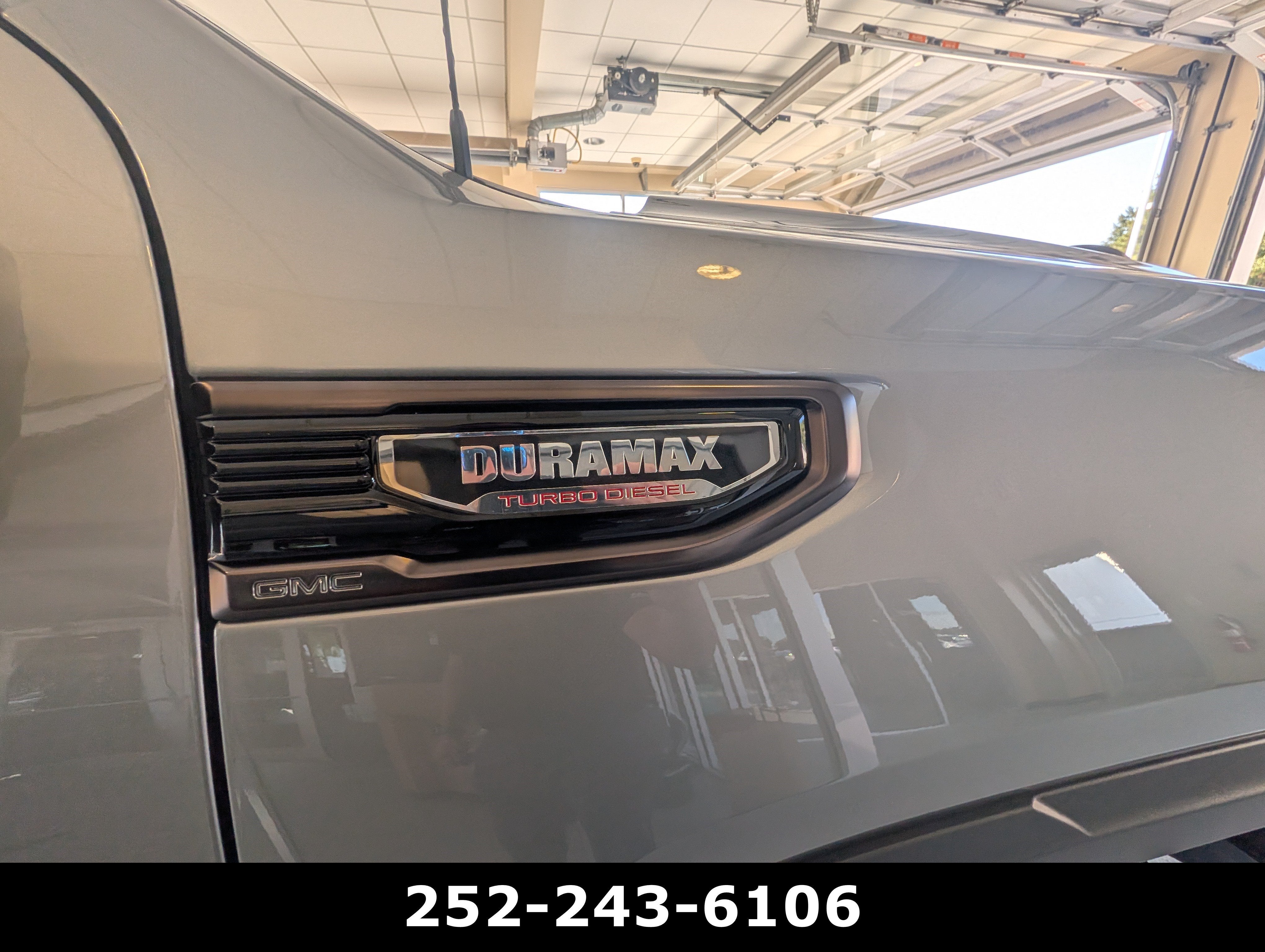 2025 GMC Sierra 1500 AT4X