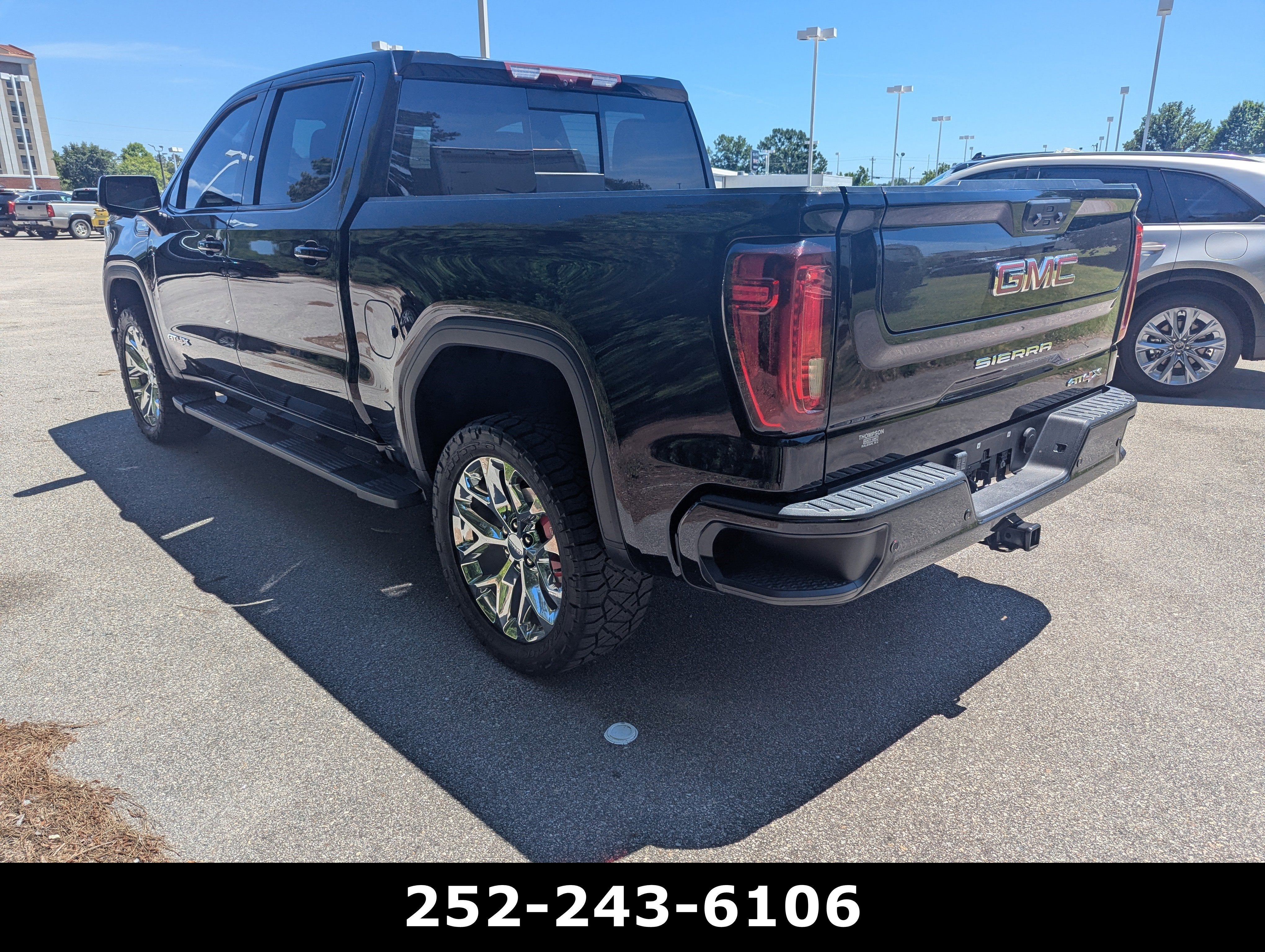 2023 GMC Sierra 1500 AT4X