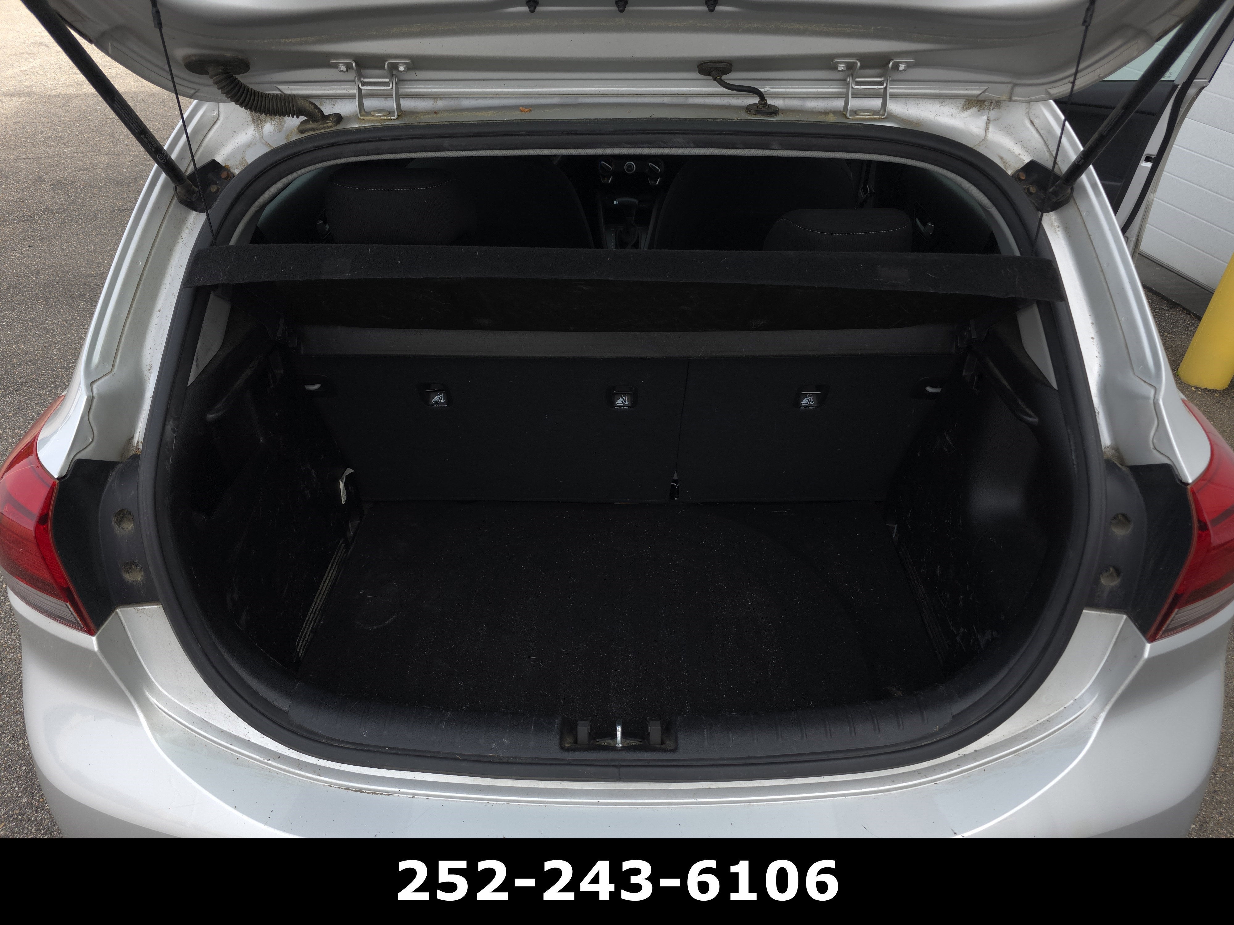 2018 Kia Rio 5-Door LX