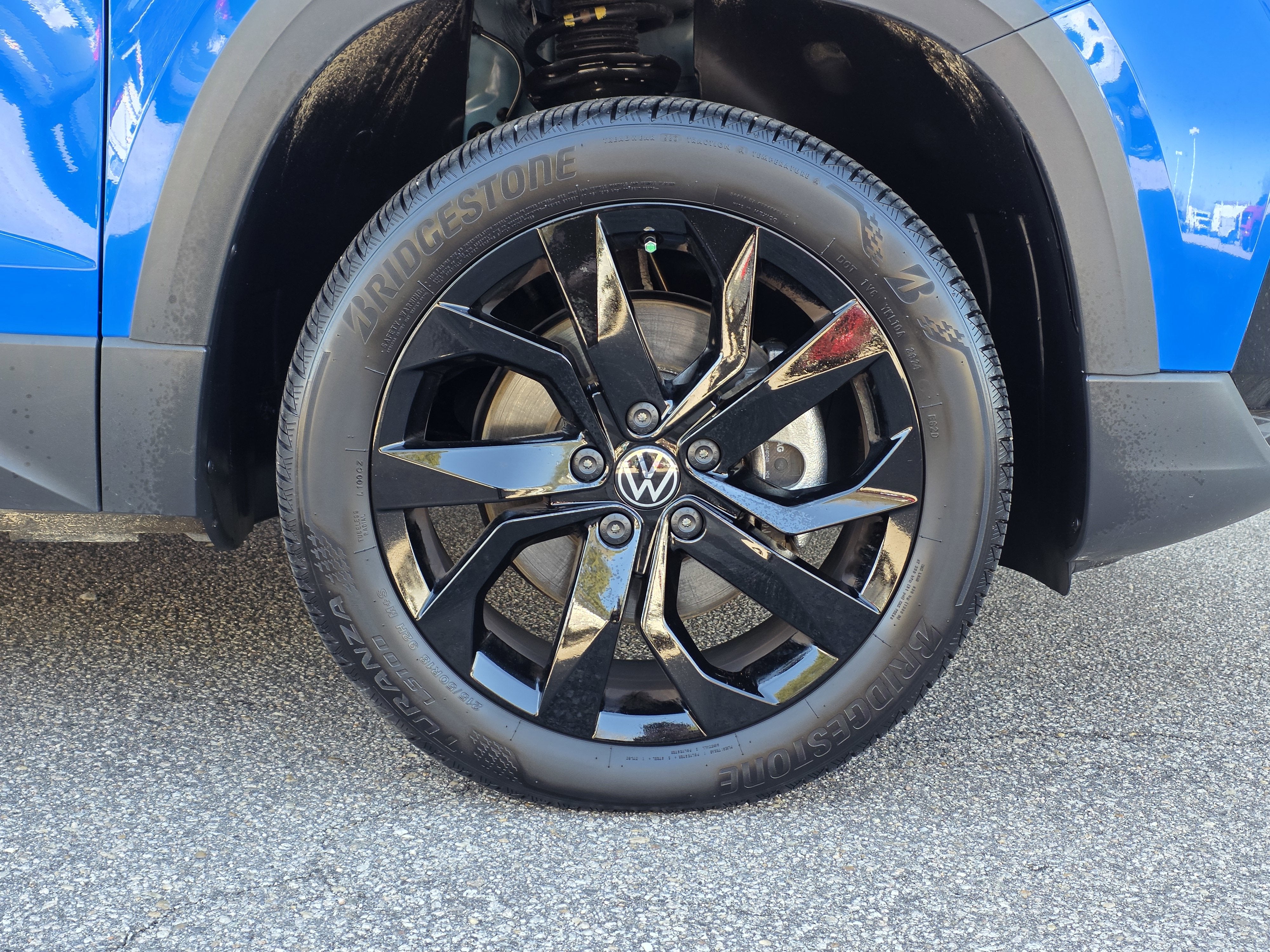 2024 Volkswagen Taos 1.5T SE