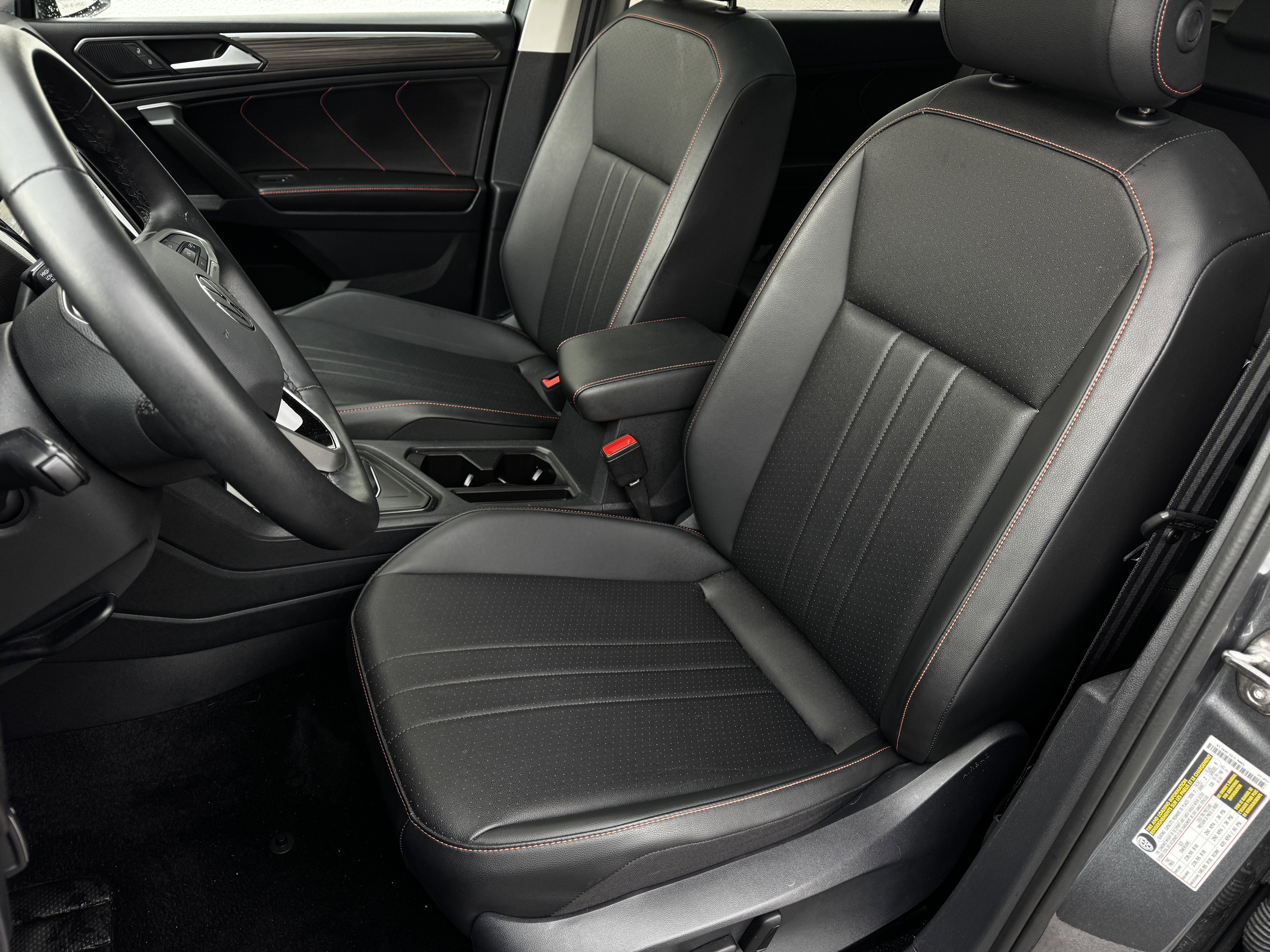 2024 Volkswagen Tiguan 2.0T Wolfsburg Edition