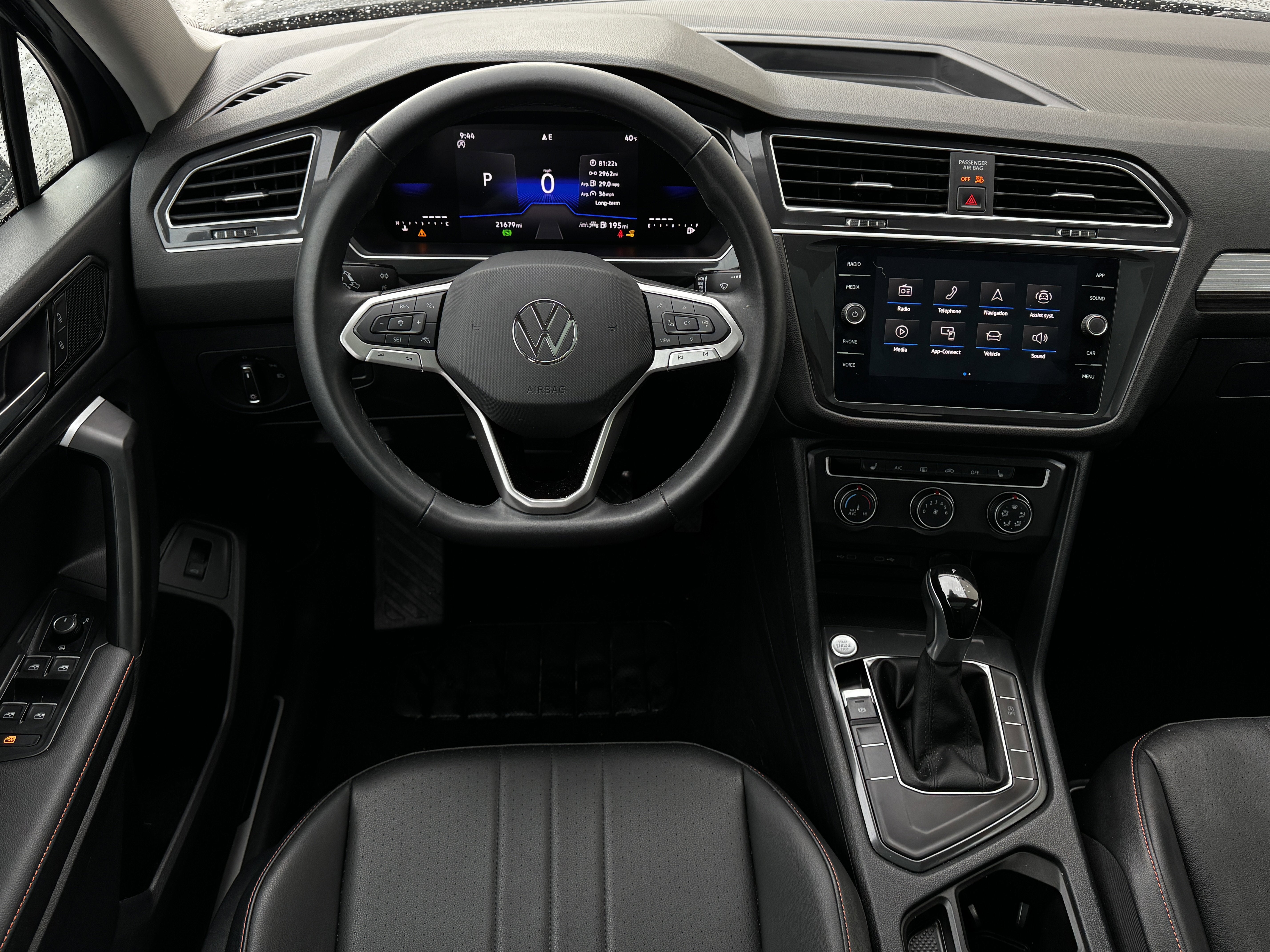 2024 Volkswagen Tiguan 2.0T Wolfsburg Edition