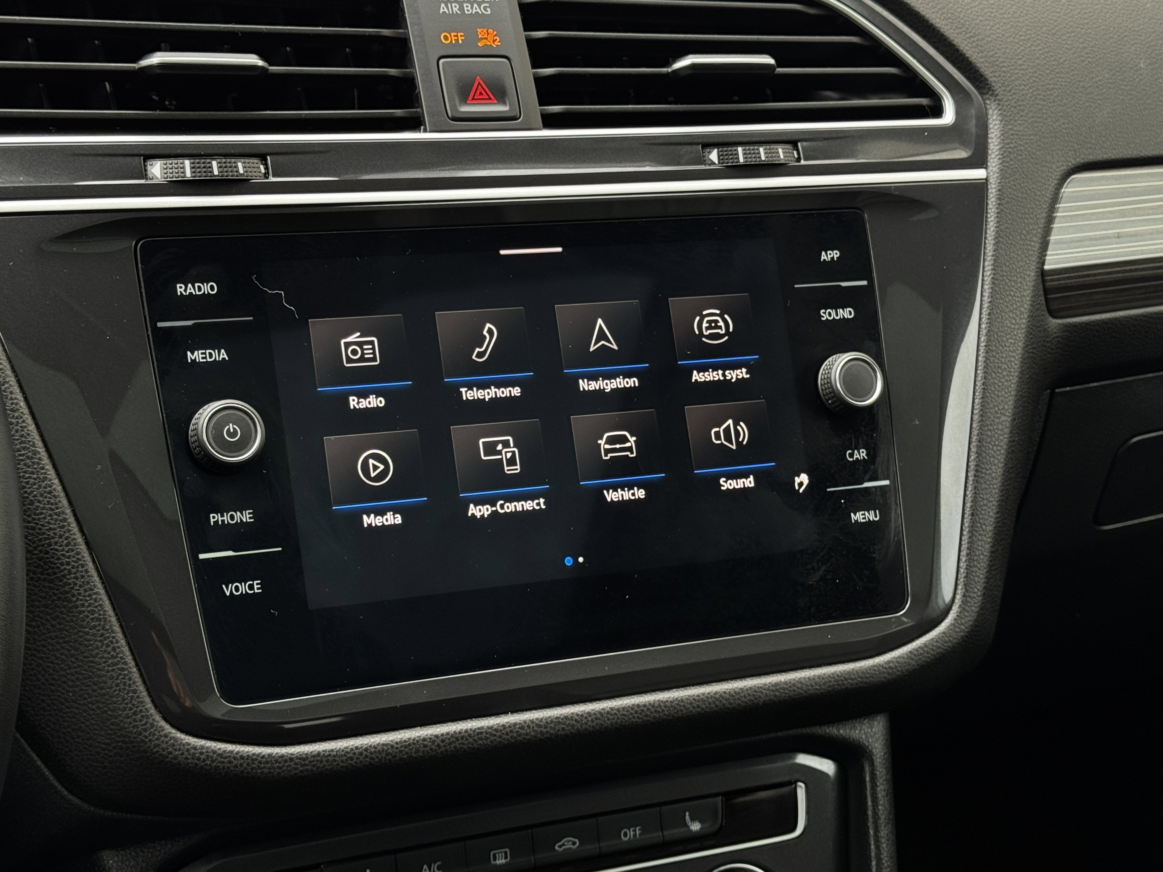 2024 Volkswagen Tiguan 2.0T Wolfsburg Edition