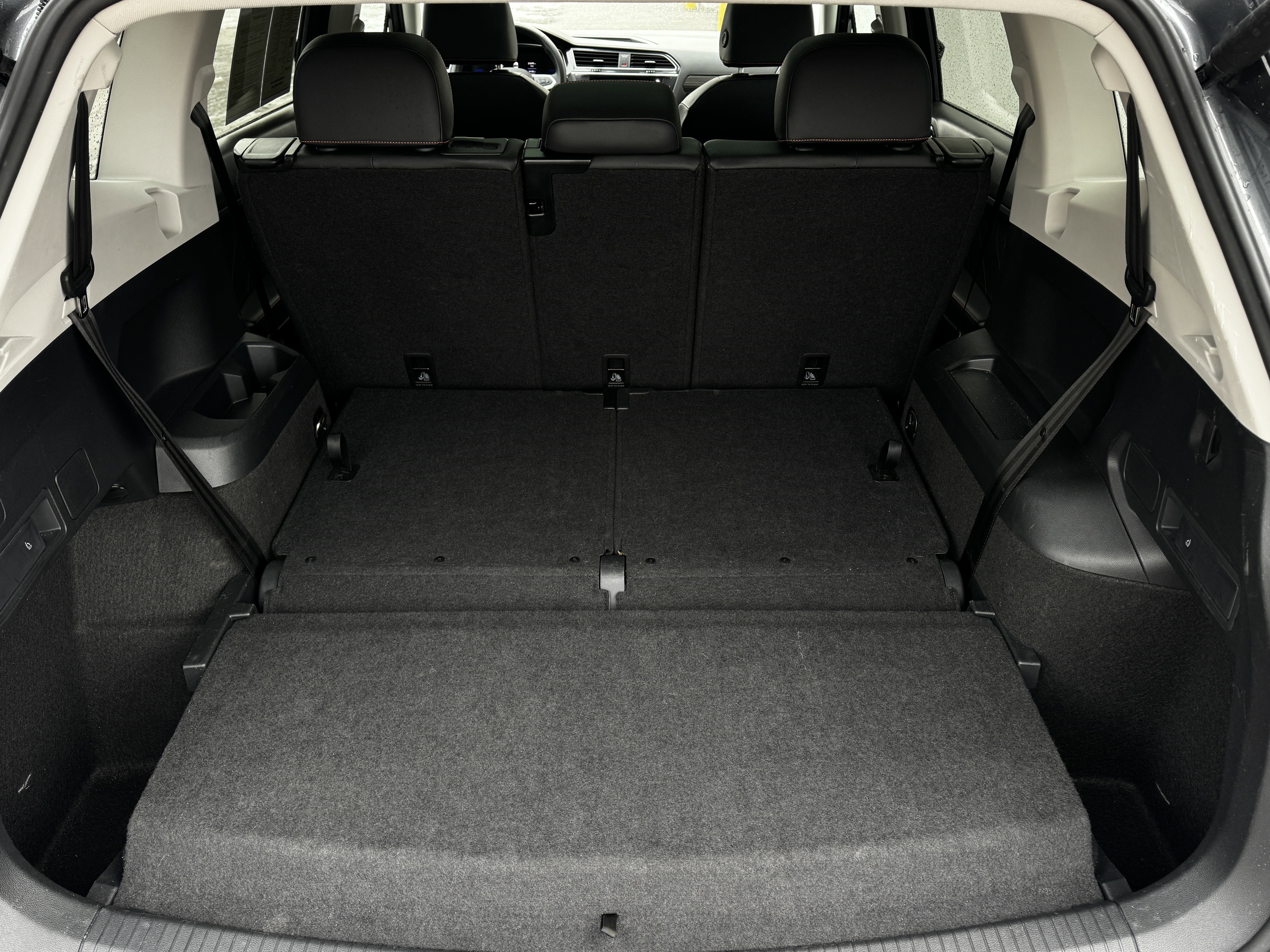 2024 Volkswagen Tiguan 2.0T Wolfsburg Edition