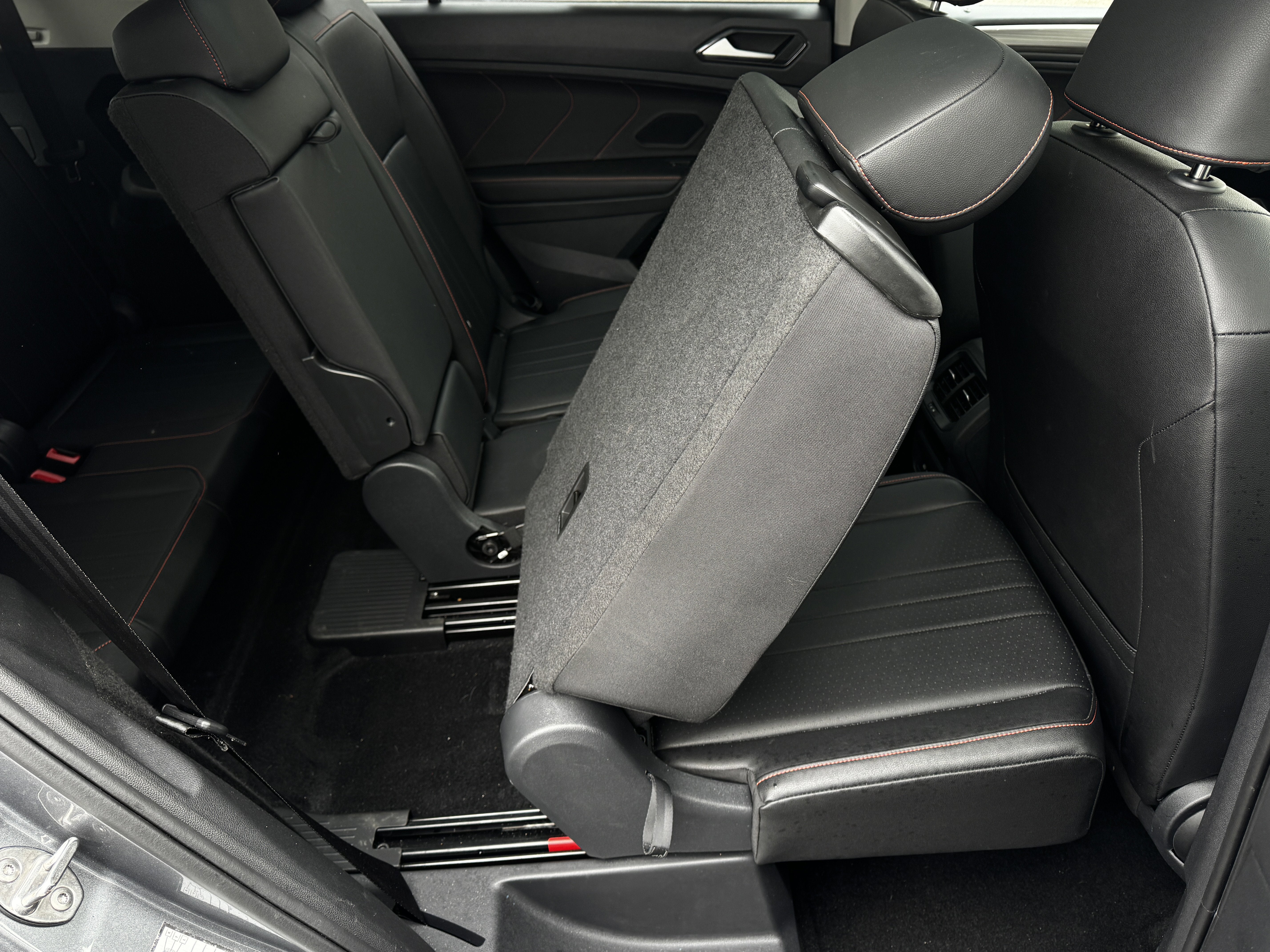 2024 Volkswagen Tiguan 2.0T Wolfsburg Edition