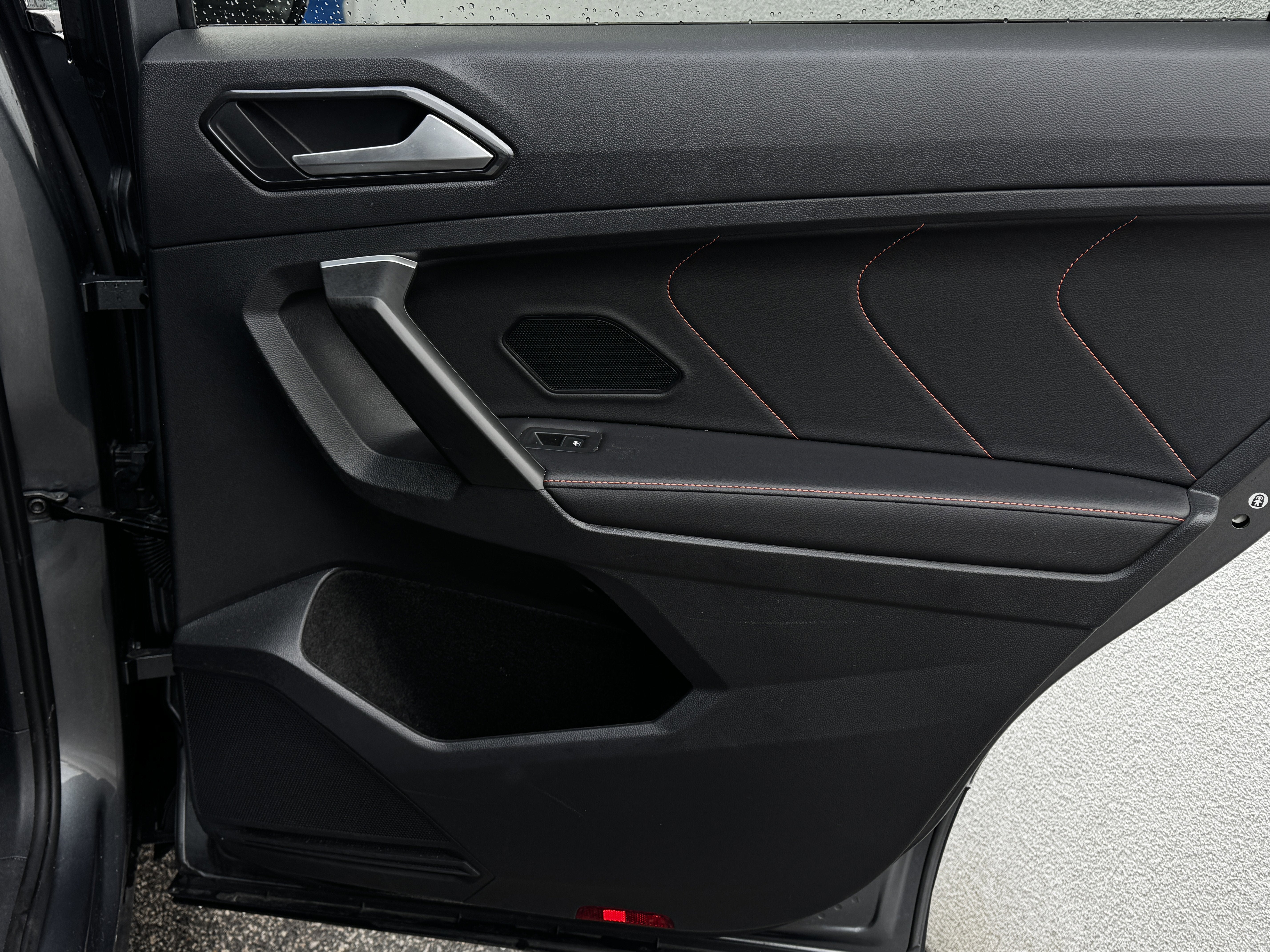 2024 Volkswagen Tiguan 2.0T Wolfsburg Edition