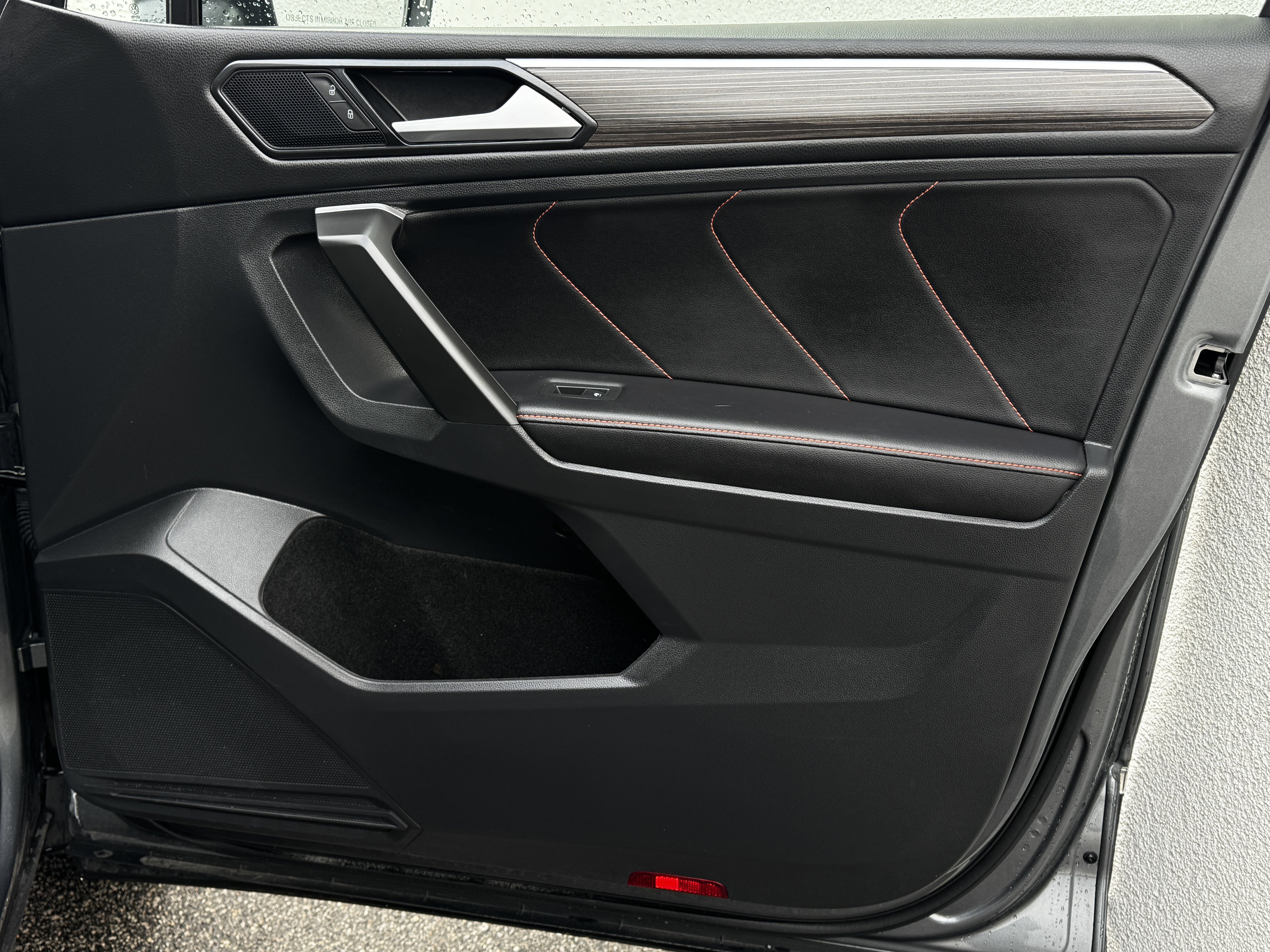 2024 Volkswagen Tiguan 2.0T Wolfsburg Edition