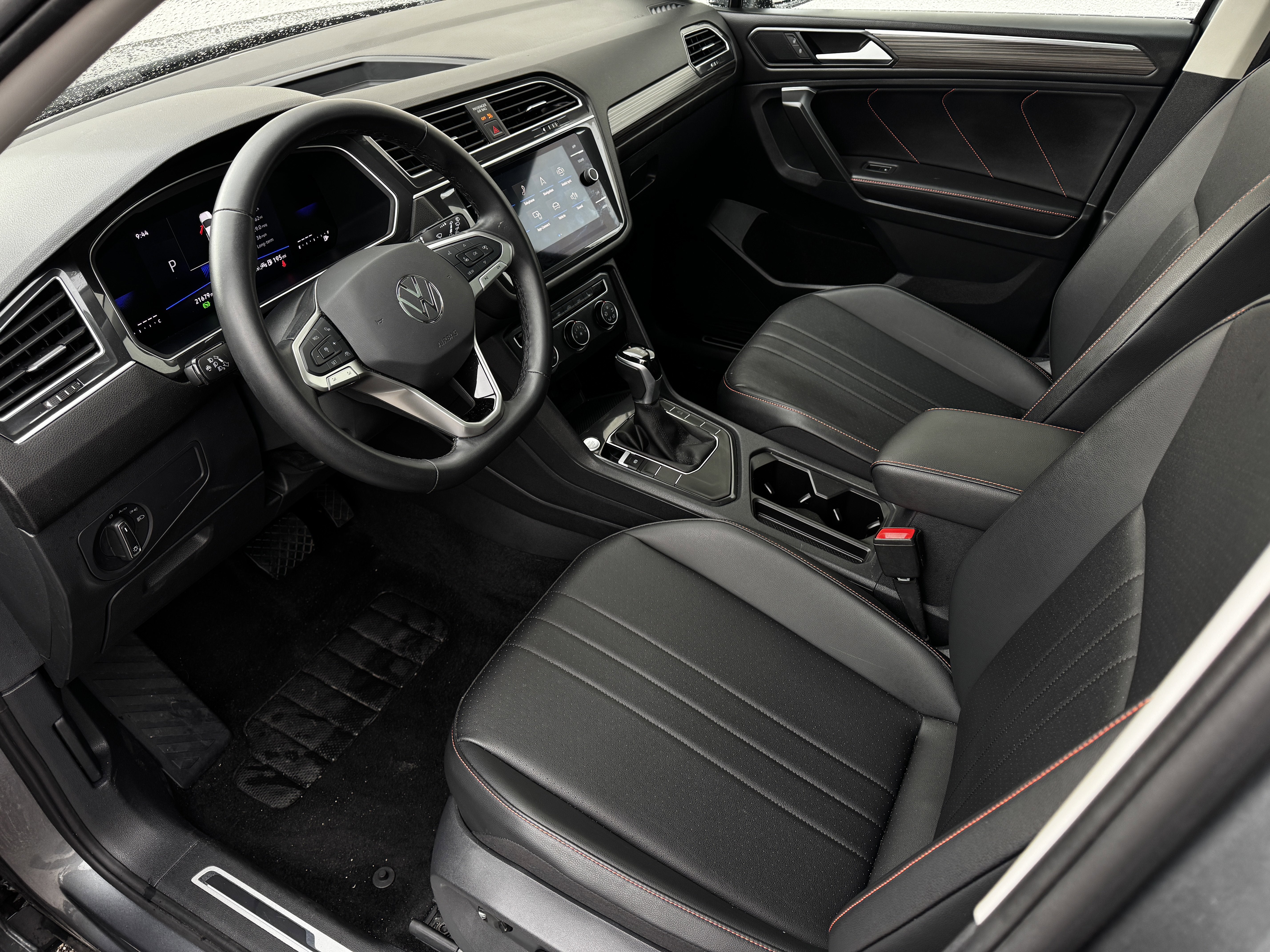 2024 Volkswagen Tiguan 2.0T Wolfsburg Edition