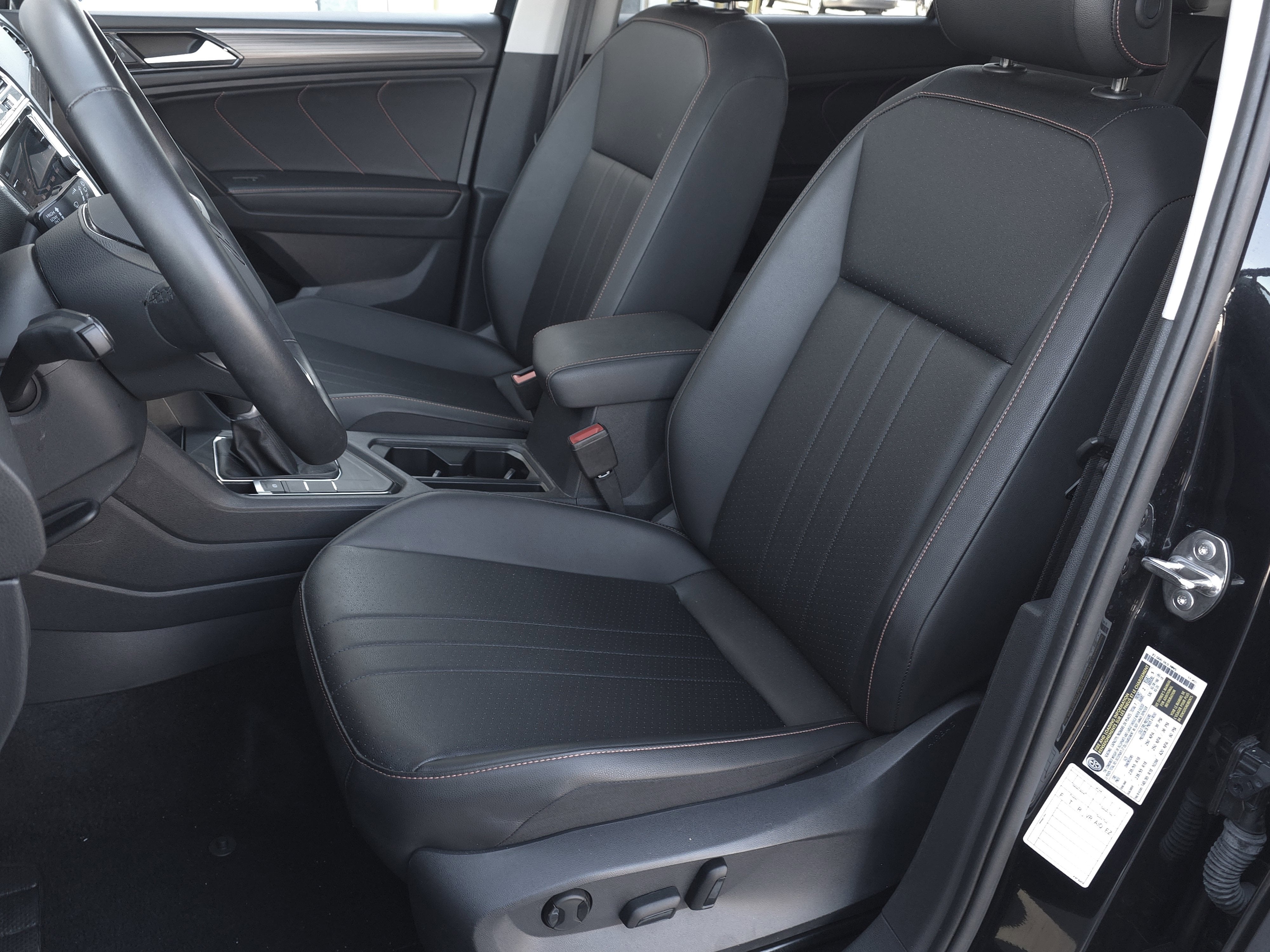 2024 Volkswagen Tiguan 2.0T Wolfsburg Edition