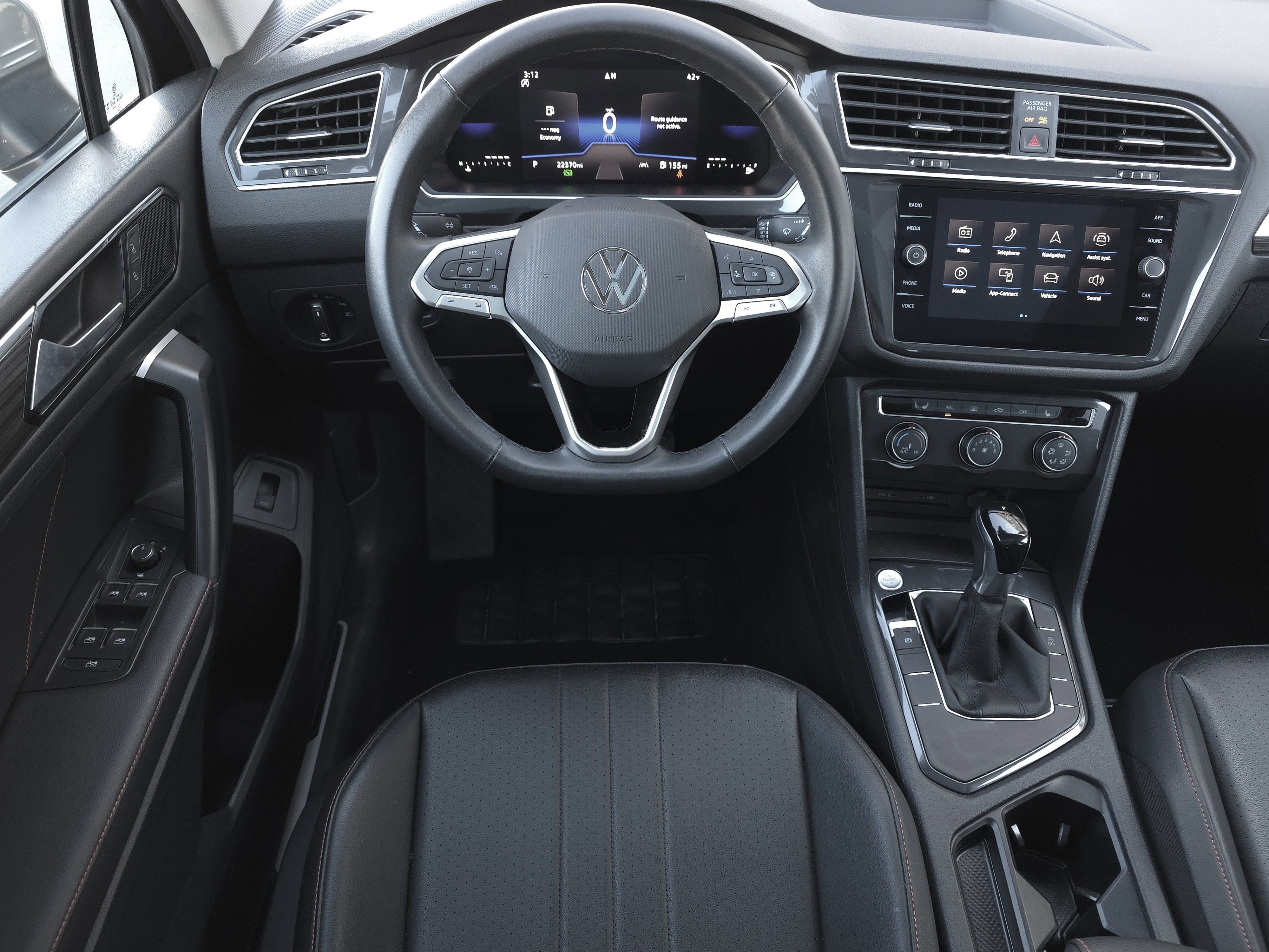 2024 Volkswagen Tiguan 2.0T Wolfsburg Edition